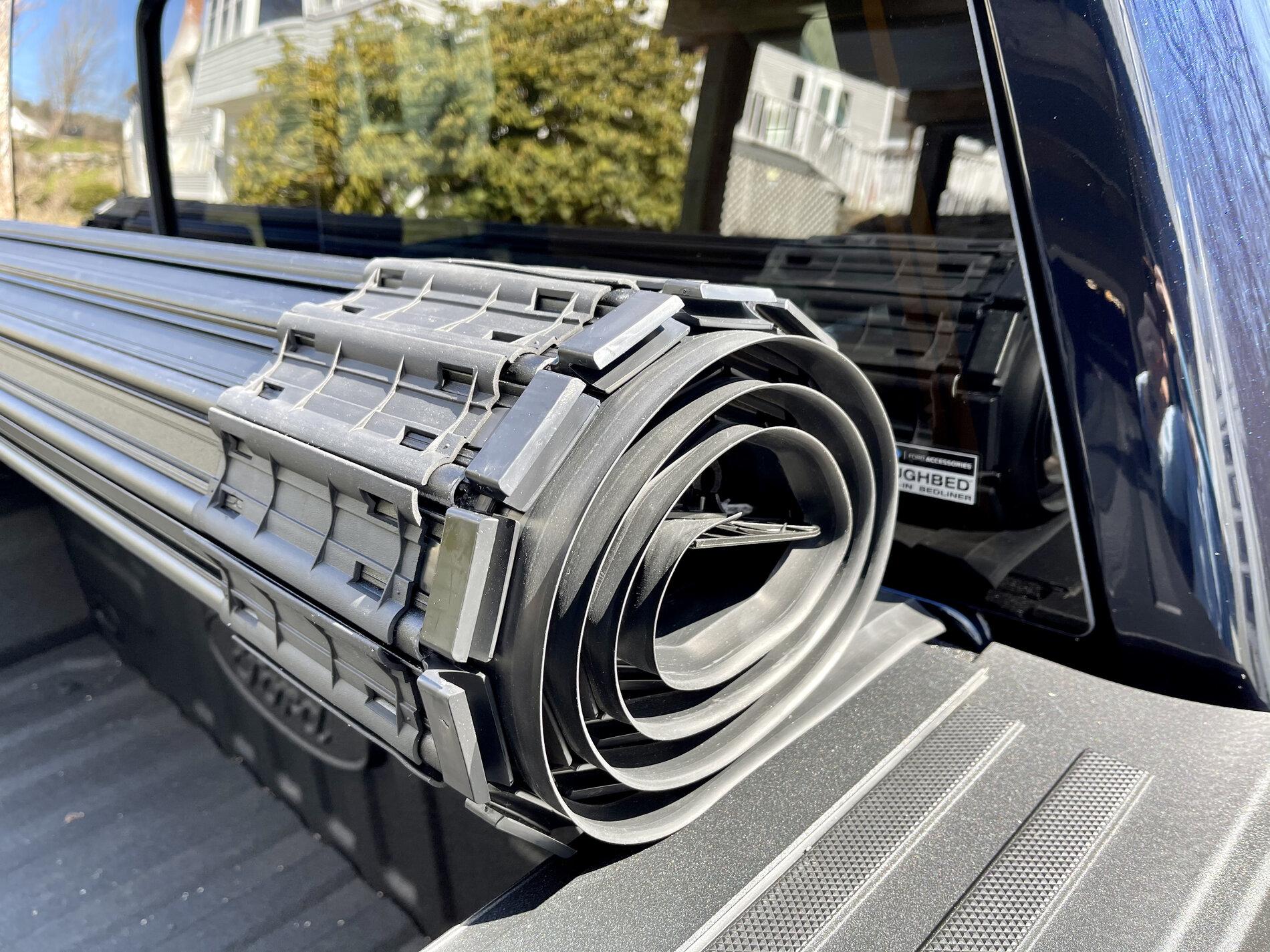 Ford F-150 Lightning Anyone received a rolling aluminum cover? 00EF7D1B-3FAF-4D88-903B-8F93C2A81968