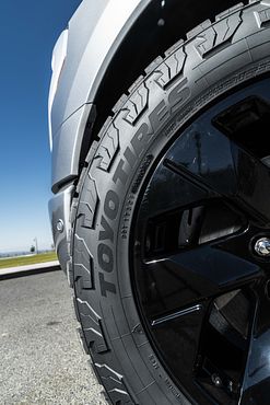 Ford F-150 Lightning Toyo Open Country A/T III EV Tires Launched: Charge Up Your Adventure 010-Ford-Lightning-EV-Toyo