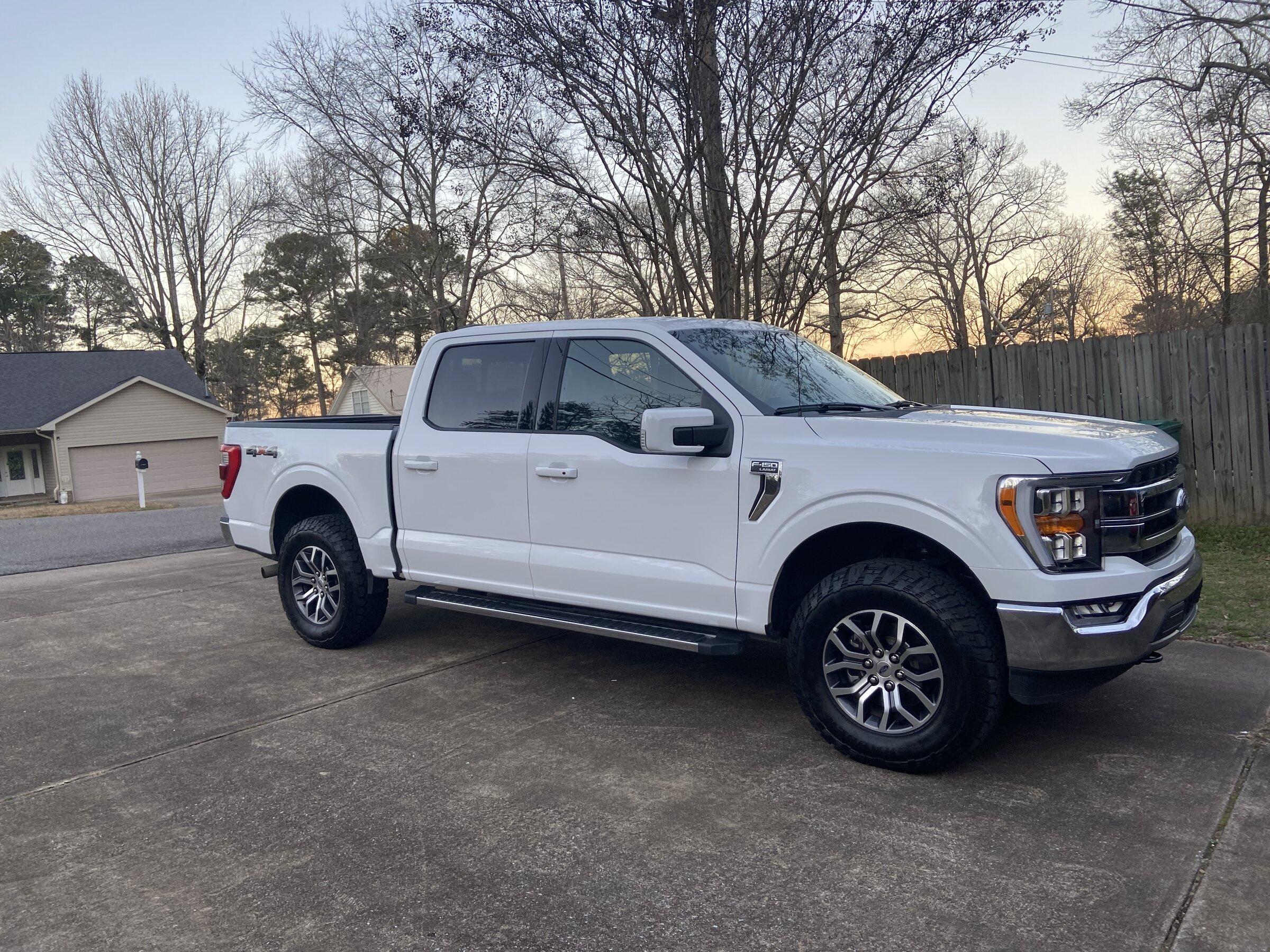 Ford F-150 Lightning Anyone with 285/70/18 on factory wheels?? 0199EF36-217E-4083-B97C-DA19CEE4639A