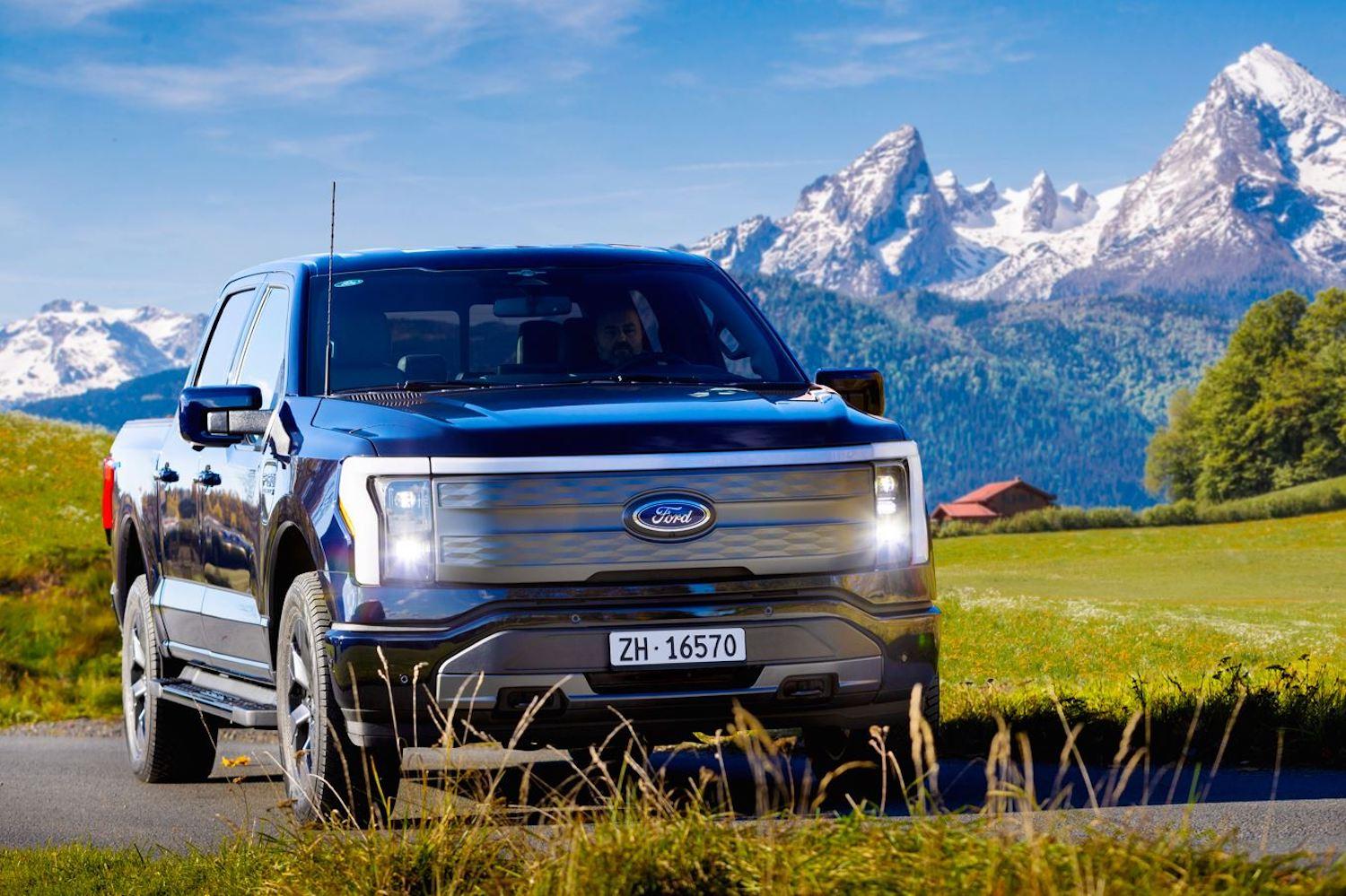 Ford F-150 Lightning F-150 Lightning Launching in Switzerland Next Month with 127,000 CHF Pricing 01_Ford F-150 Lightning Lariat_Exterior_Low Res.JPG