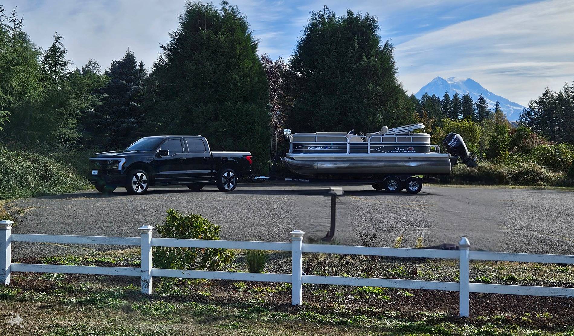 Ford F-150 Lightning Boat Launches 1000007199