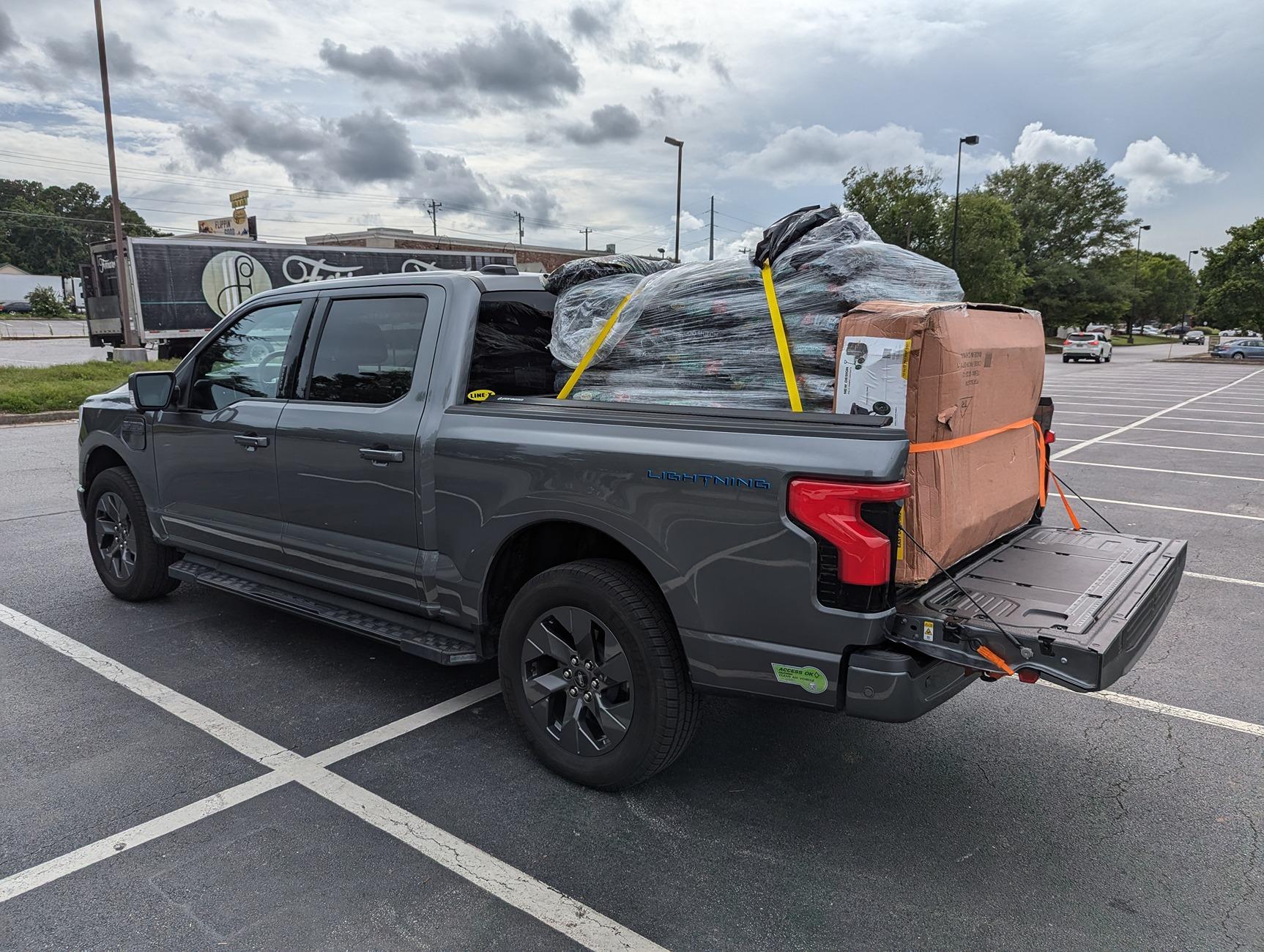 Ford F-150 Lightning Pics of Lightning Trucks Doing Truck Things. Post Yours! 📸 1000018561