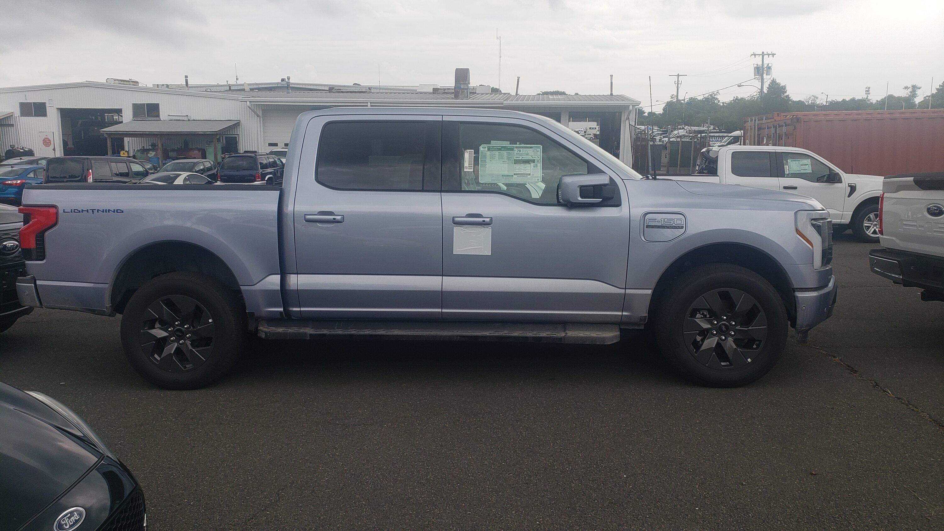 Ford F-150 Lightning ✅ 5/23 Lightning Build Week Group 1659130731915