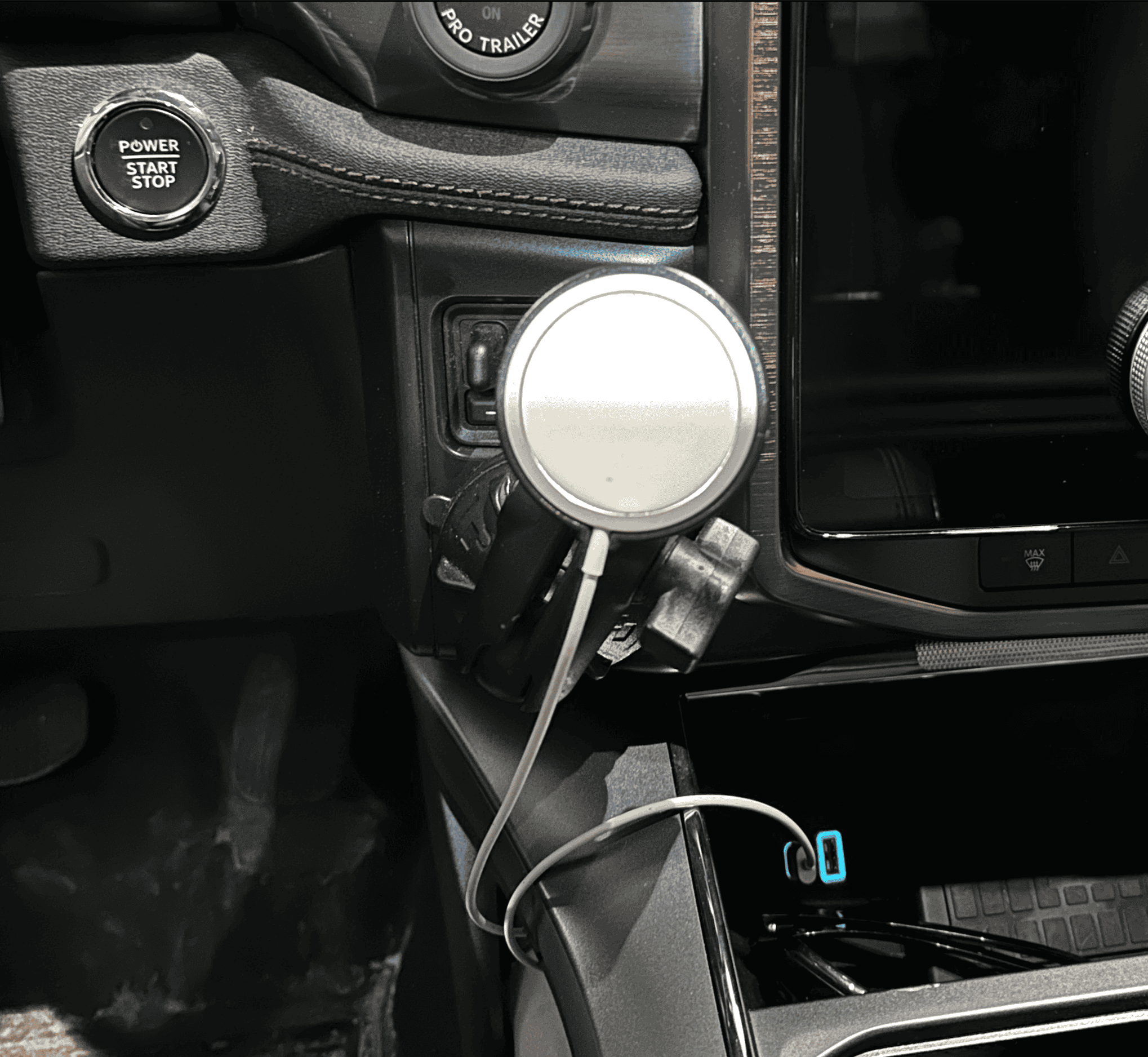 Ford F-150 Lightning Best Dash mounting solution (by Rubigrid) !! 1700259185516