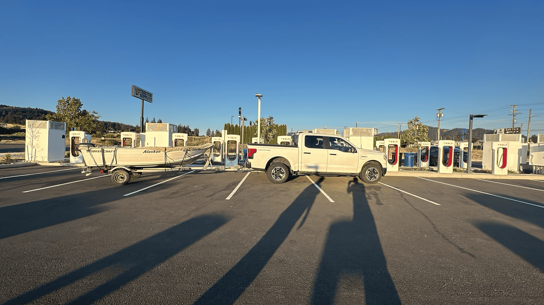 Ford F-150 Lightning Pics of Lightning Trucks Doing Truck Things. Post Yours! 📸 1721275149036-ix