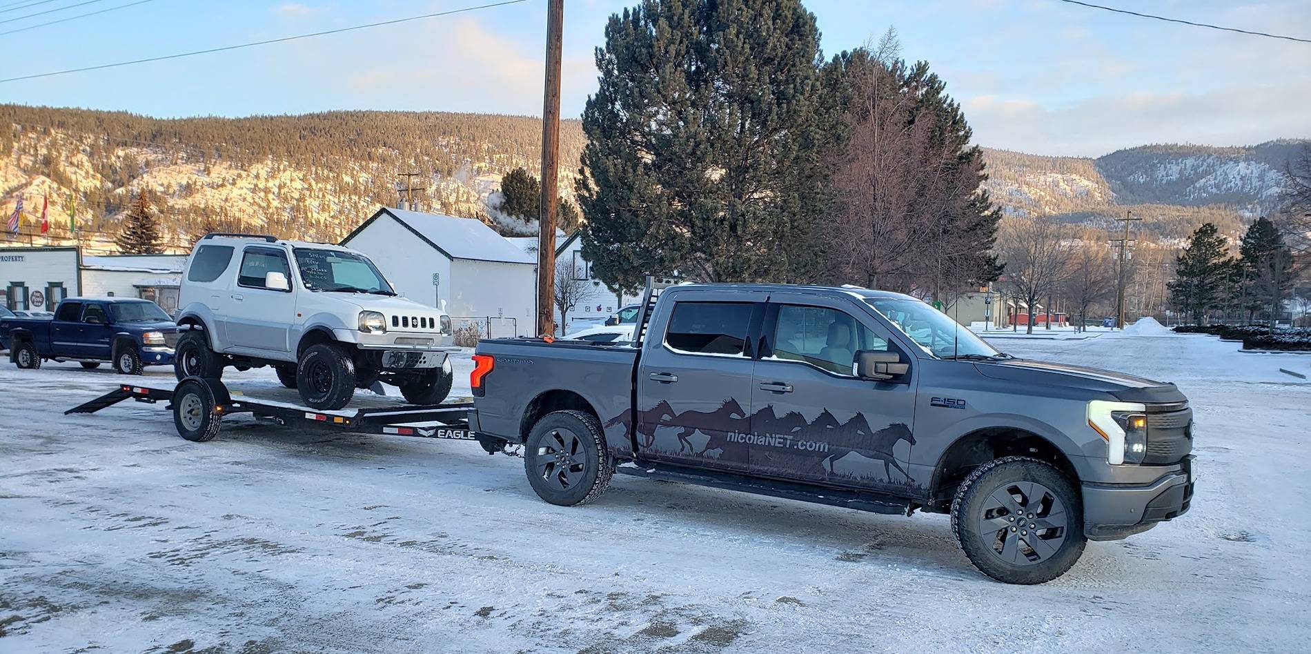 Ford F-150 Lightning Pics of Lightning Trucks Doing Truck Things. Post Yours! 📸 1738853961800-27