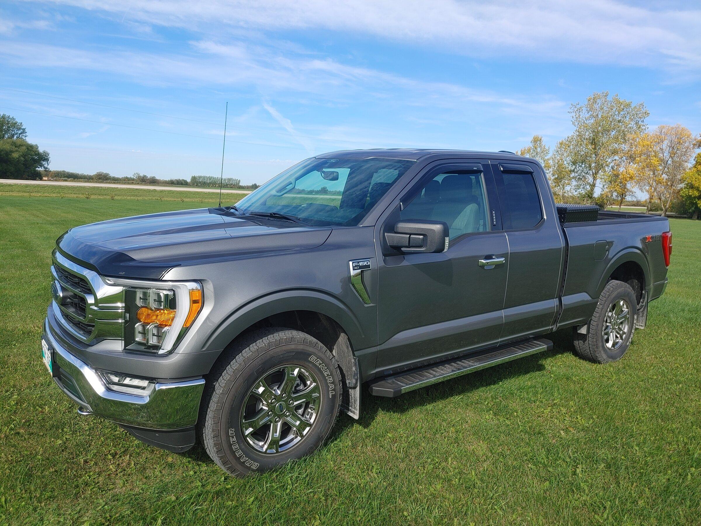 Ford F-150 Lightning Side Window Deflectors 1st Wax 01