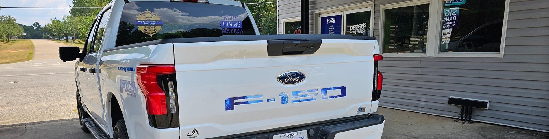 Ford F-150 Lightning Got some custom decal work done 1w3JvryI-675620966