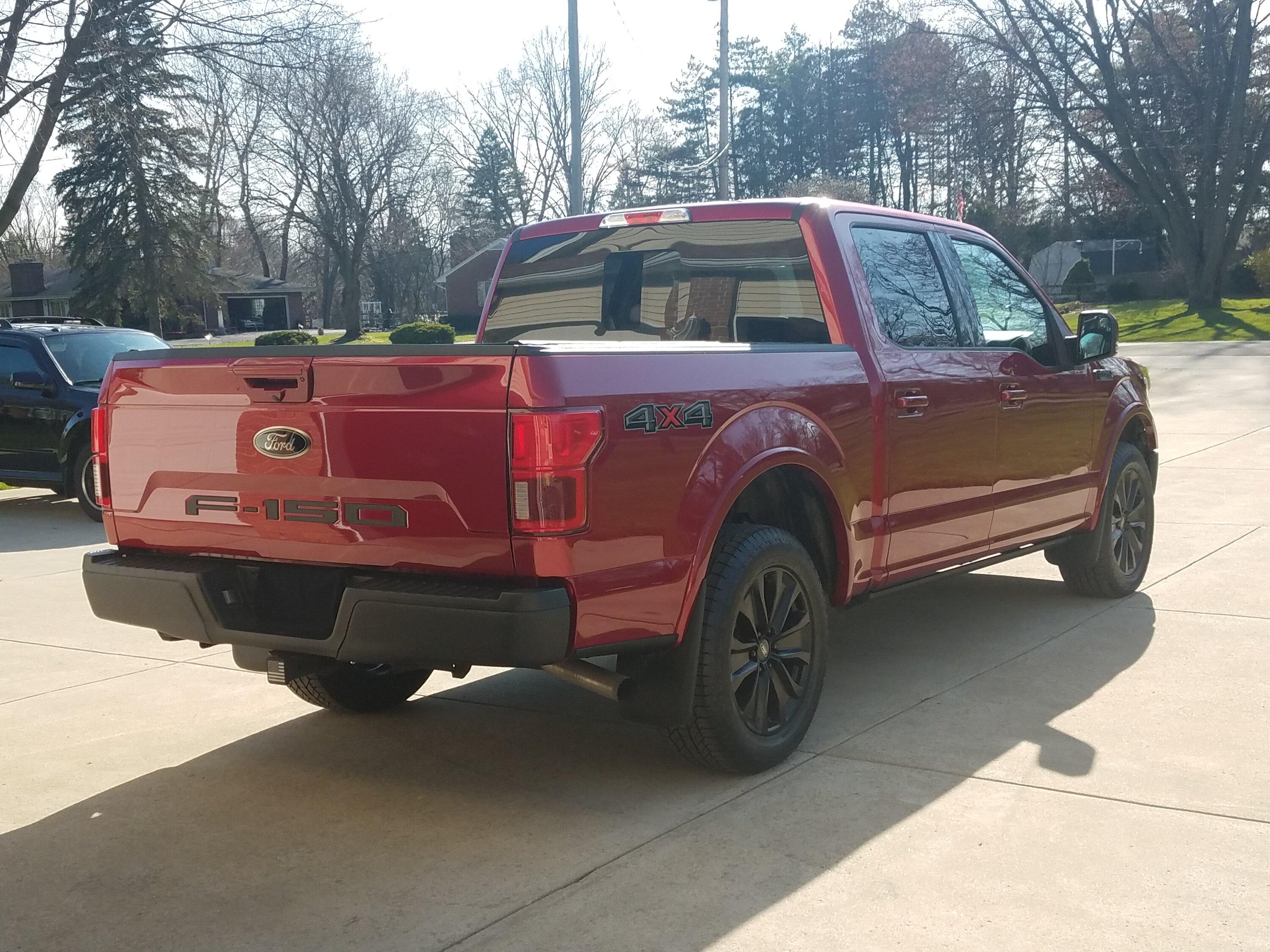 Ford F-150 Lightning ‼️ UPDATE FORD E-RAPTOR grille swap and install tutorial 20200405_172306