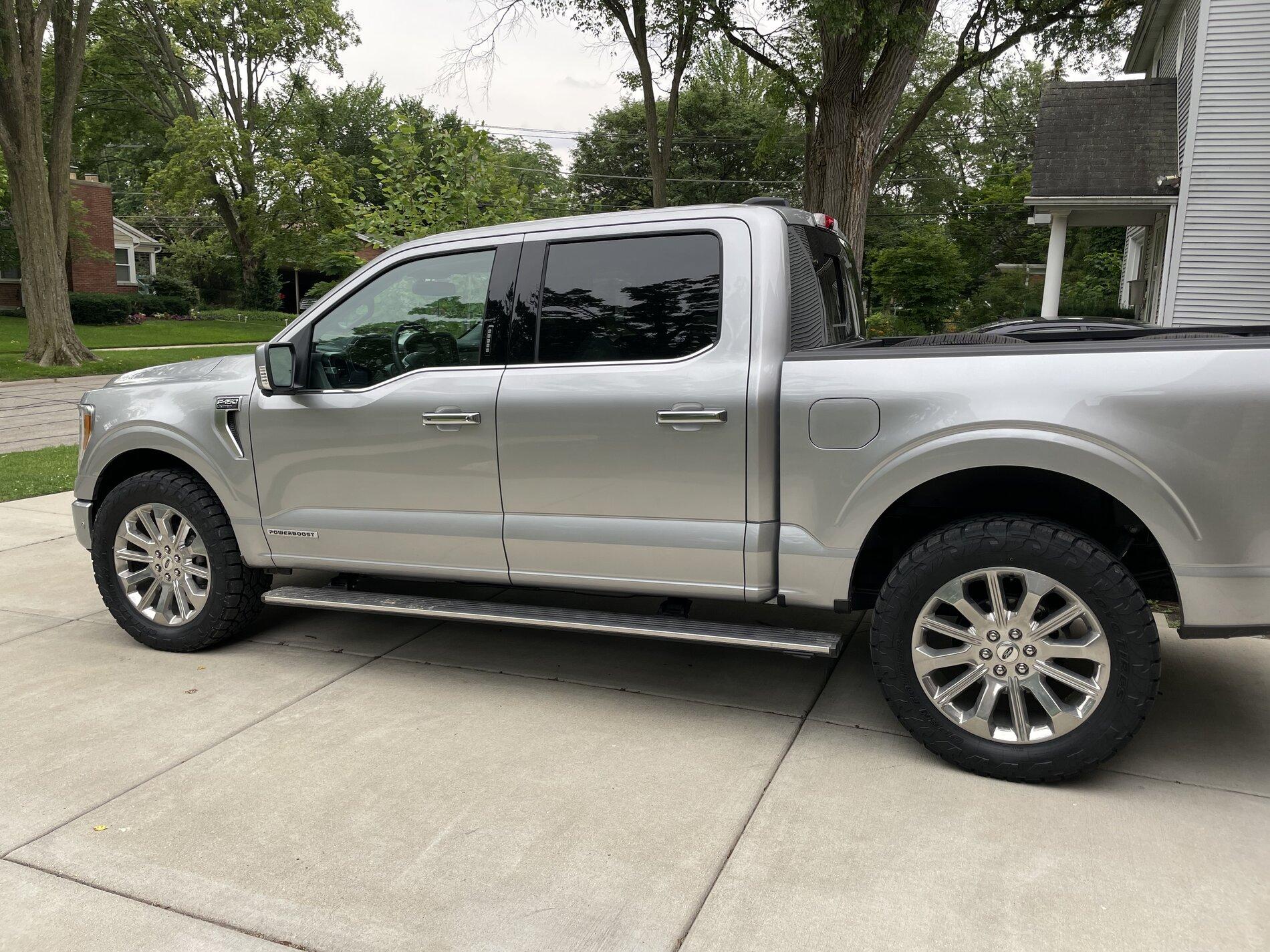 Ford F-150 Lightning Biggest Wheels & Tires Possible on Stock 2021 F150 (Without Level) 2021-07-14 16.07.01