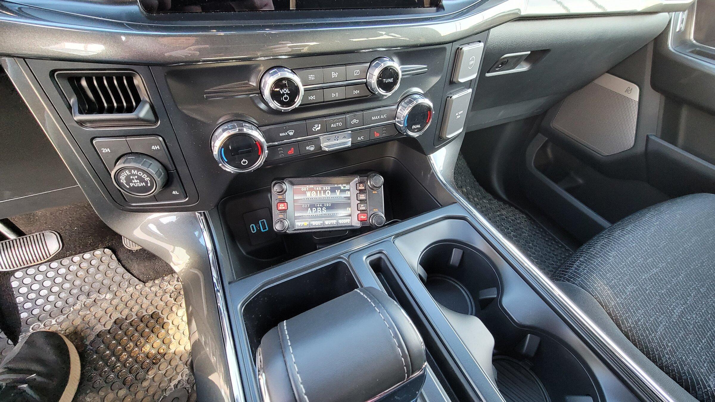 Ford F-150 Lightning Ham & GMRS Install 2021-12-14 13.11.57