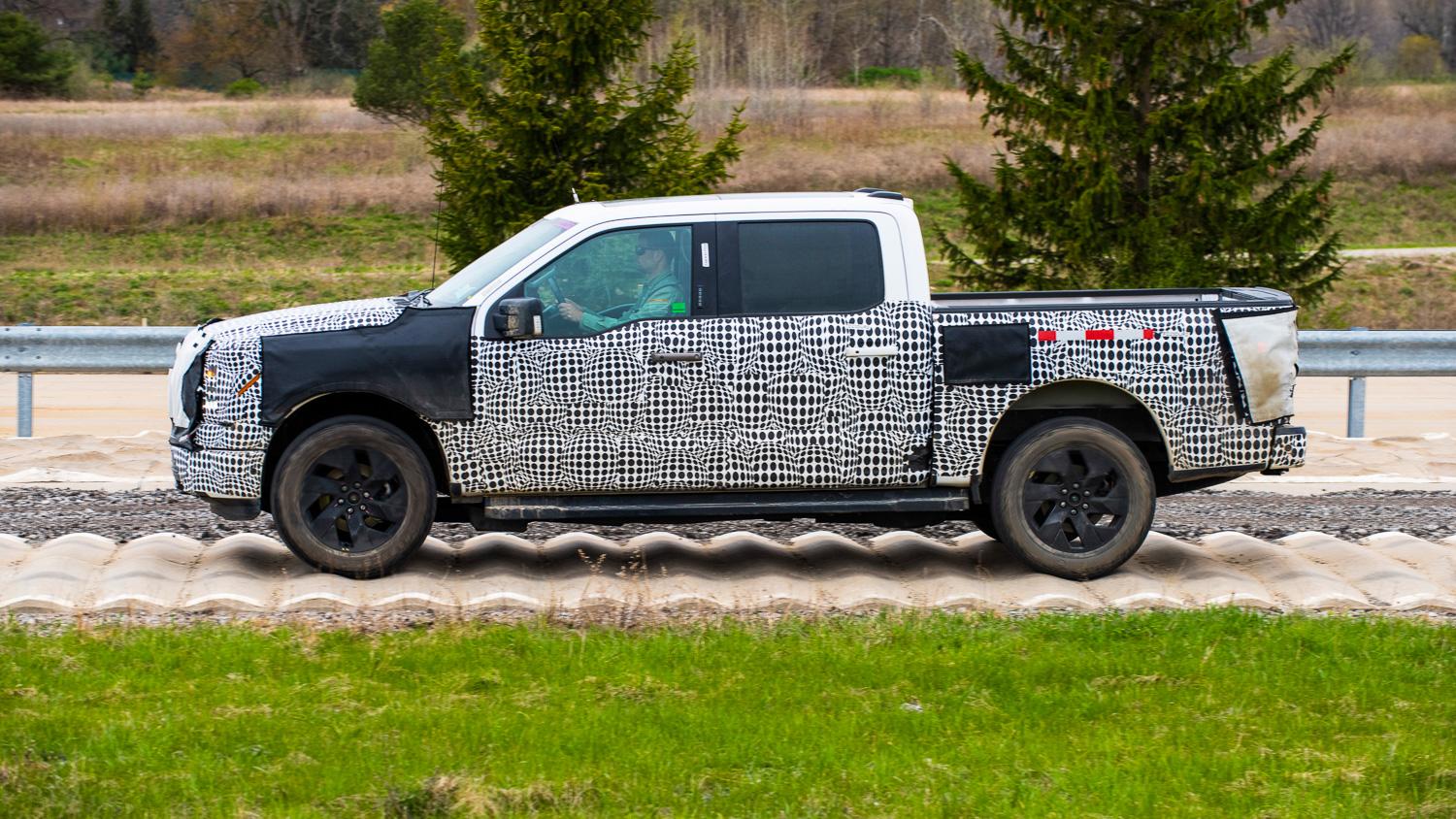 Ford F-150 Lightning Official 2022 F-150 Lightning Specs, Pricing, Photos & Videos! 2022-F150-Lightning-Electric-EV-Pickup-Truck-21