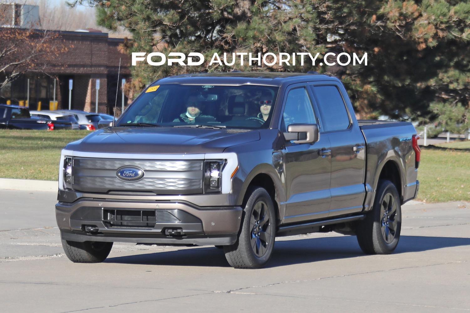 Ford F-150 Lightning STONE GRAY F-150 Lightning Photos & Club 2022-Ford-F-150-Lightning-Lariat-Stone-Gray-First-Real-World-Pictures-Exterior-001