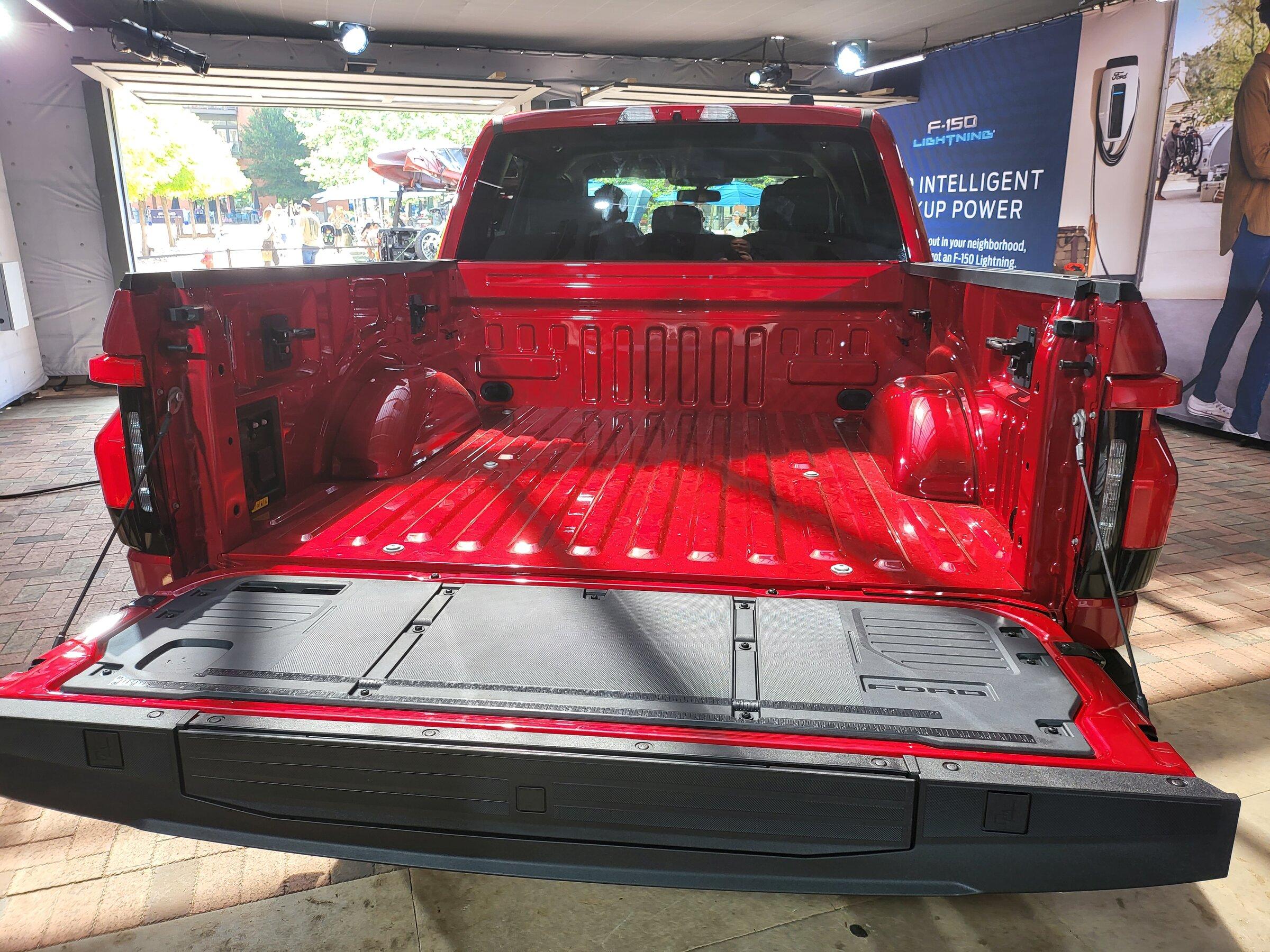 Ford F-150 Lightning In-Person Lightning Impressions - From a XLT Order Holder (w/ Photos & Door Payload Sticker) [San Antonio Event] 20220506_105542