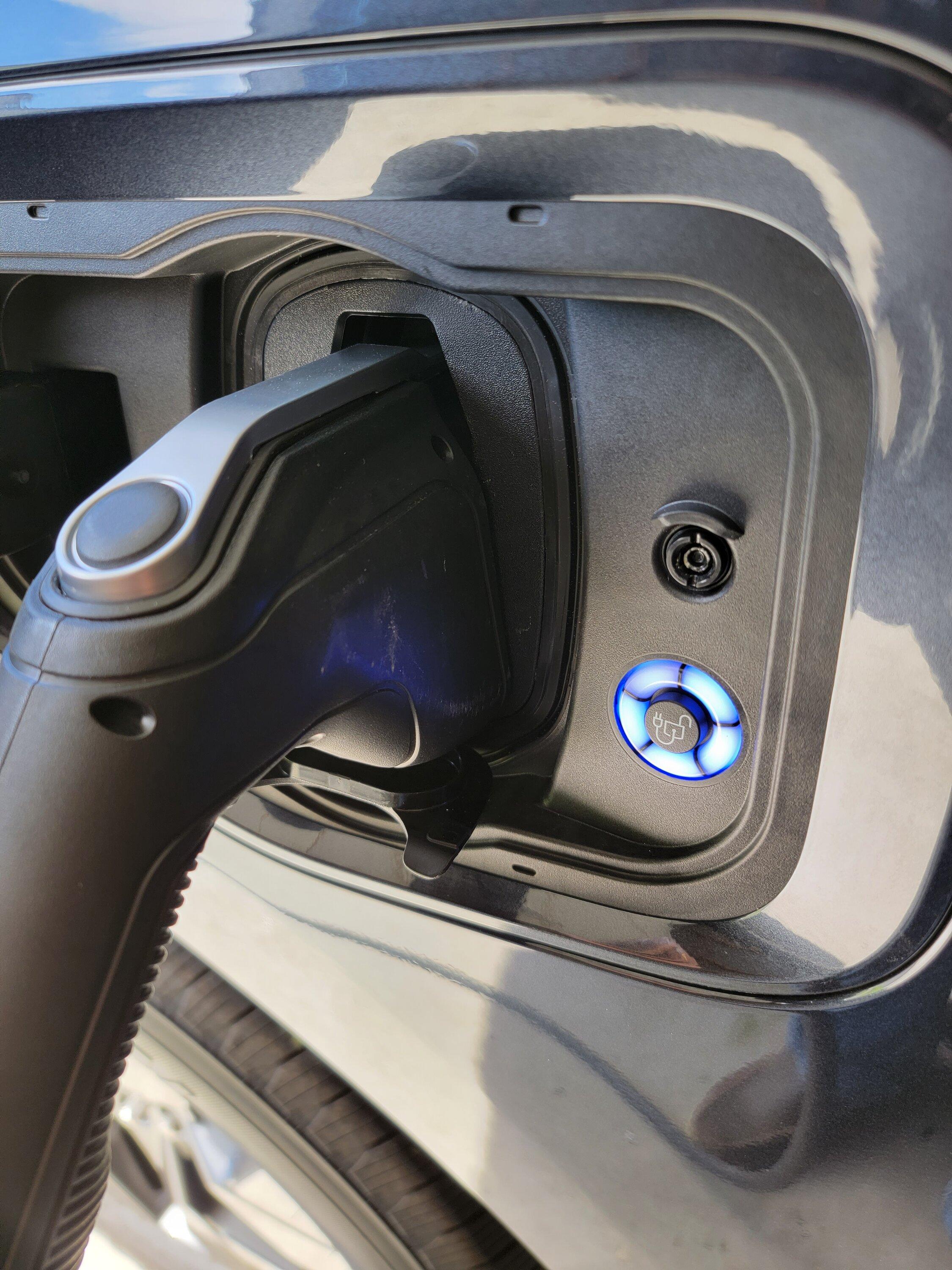 Ford F-150 Lightning POLL: If you've taken delivery (of an ER), have you been contacted about your Charge Station Pro? 20220628_154206