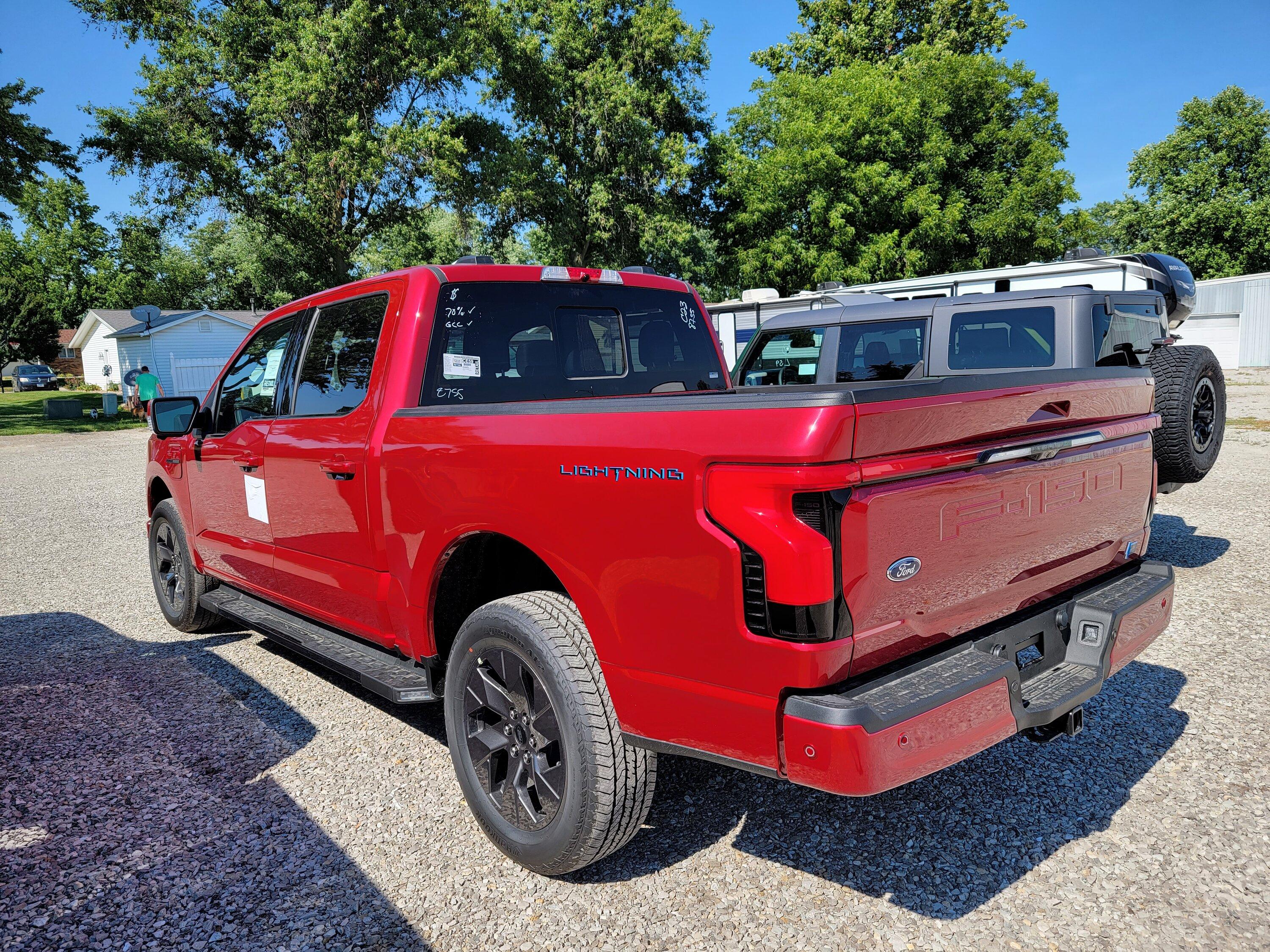 Ford F-150 Lightning ✅  6/13 Lightning Build Week Group 20220711_161240