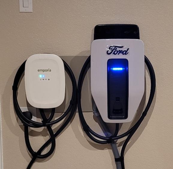 ford-connected-charge-station