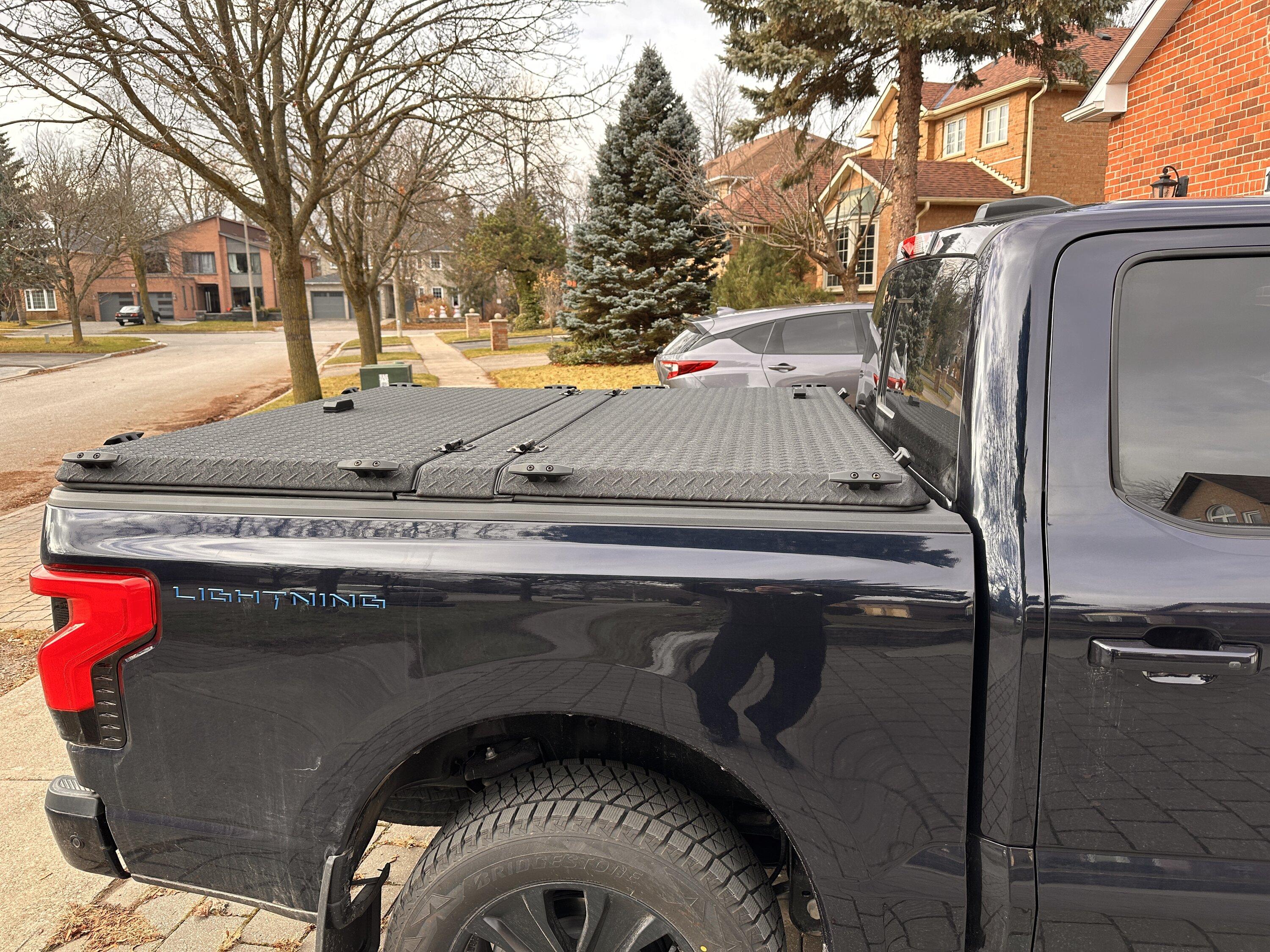 Ford F-150 Lightning leaking tonneau cover - need to replace 2023-12-12-10.26.05.028