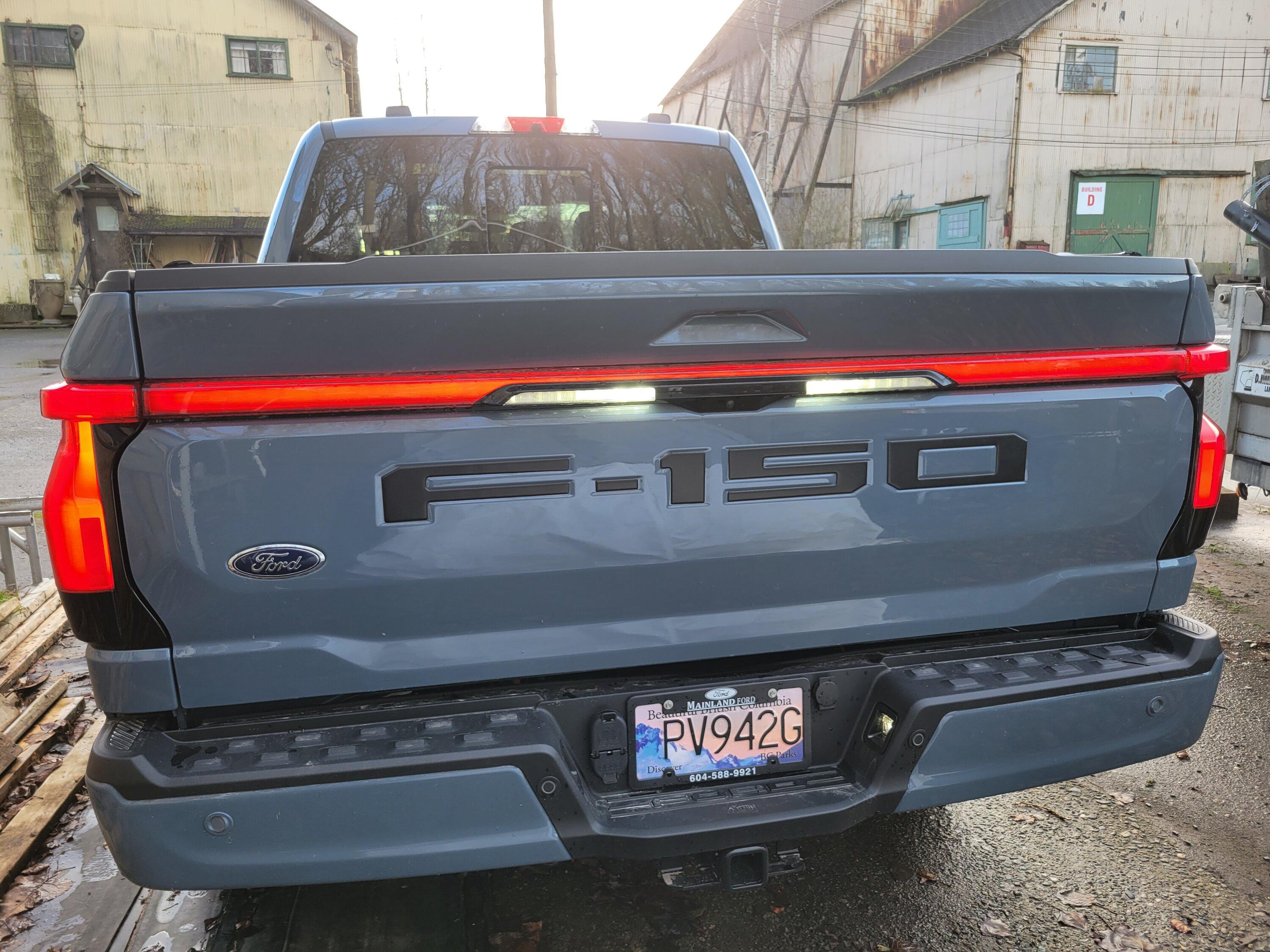 2018 EcoBoost Badge Removal on Tailgate - Ford F150 Forum - Community of  Ford Truck Fans