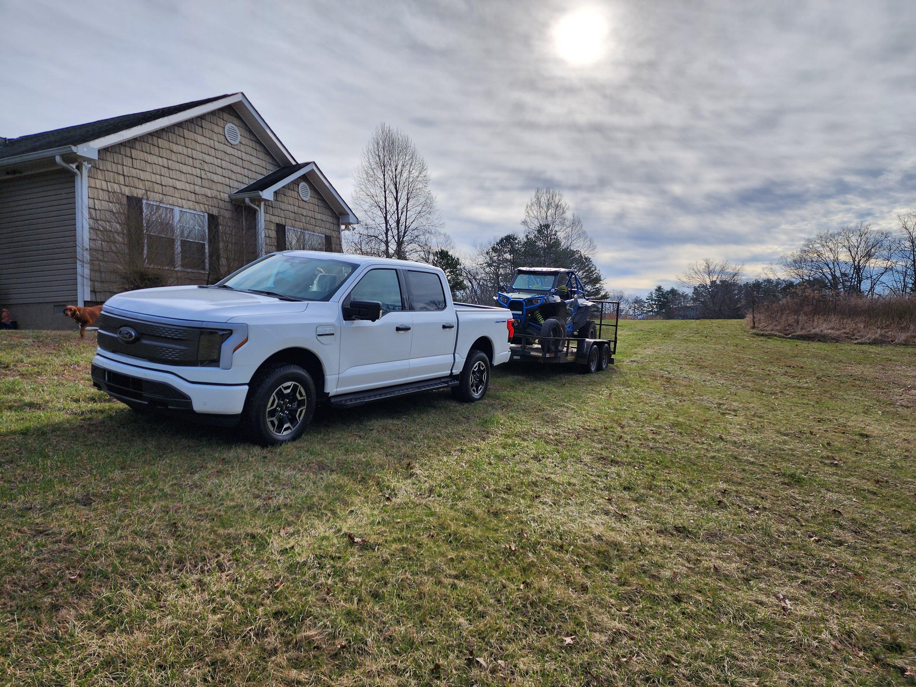 Ford F-150 Lightning ✅ 12/12 Lightning Build Week Group (MY2023) 20230121_101817