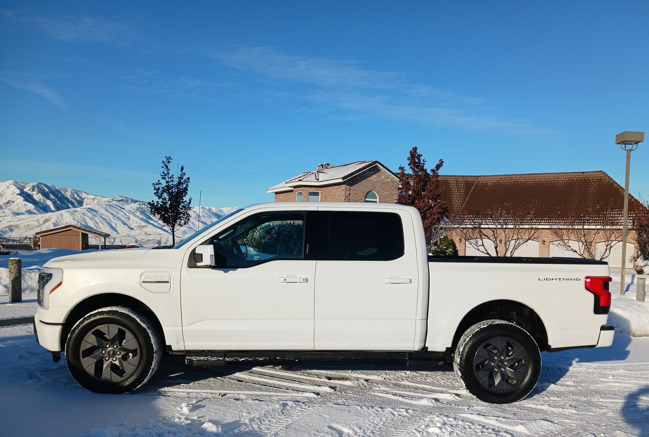 Ford F-150 Lightning Pics of Lightning Trucks Doing Truck Things. Got Any? 📸 20230122_092450