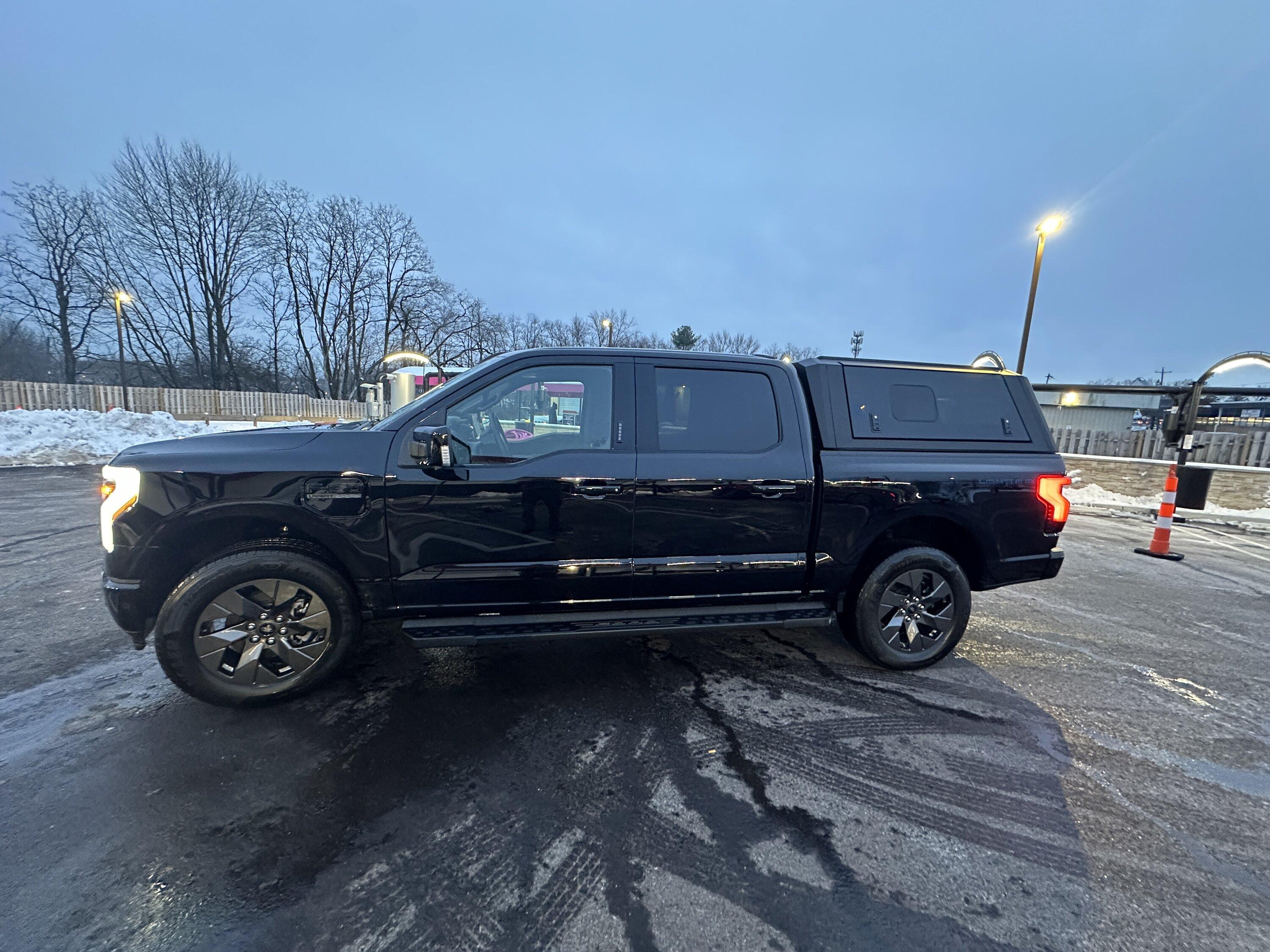 Ford F-150 Lightning Say Hello and Introduce Yourself!! 2024-01-18 17.11.12