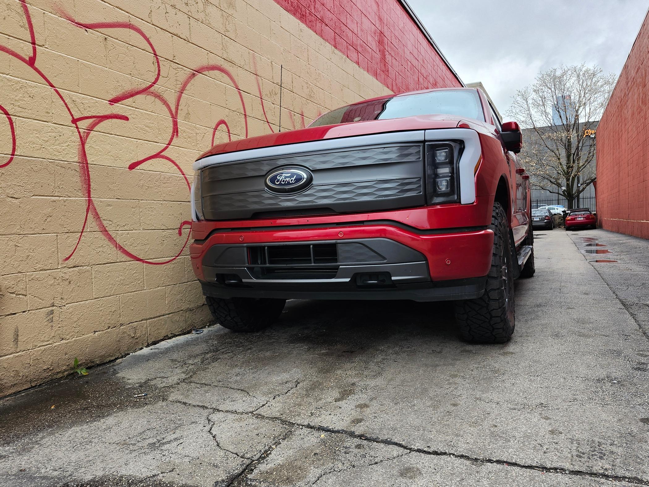 Ford F-150 Lightning 285 75 18 Nitto A/T tires on my 2022 Lariat ER 20240402_173628