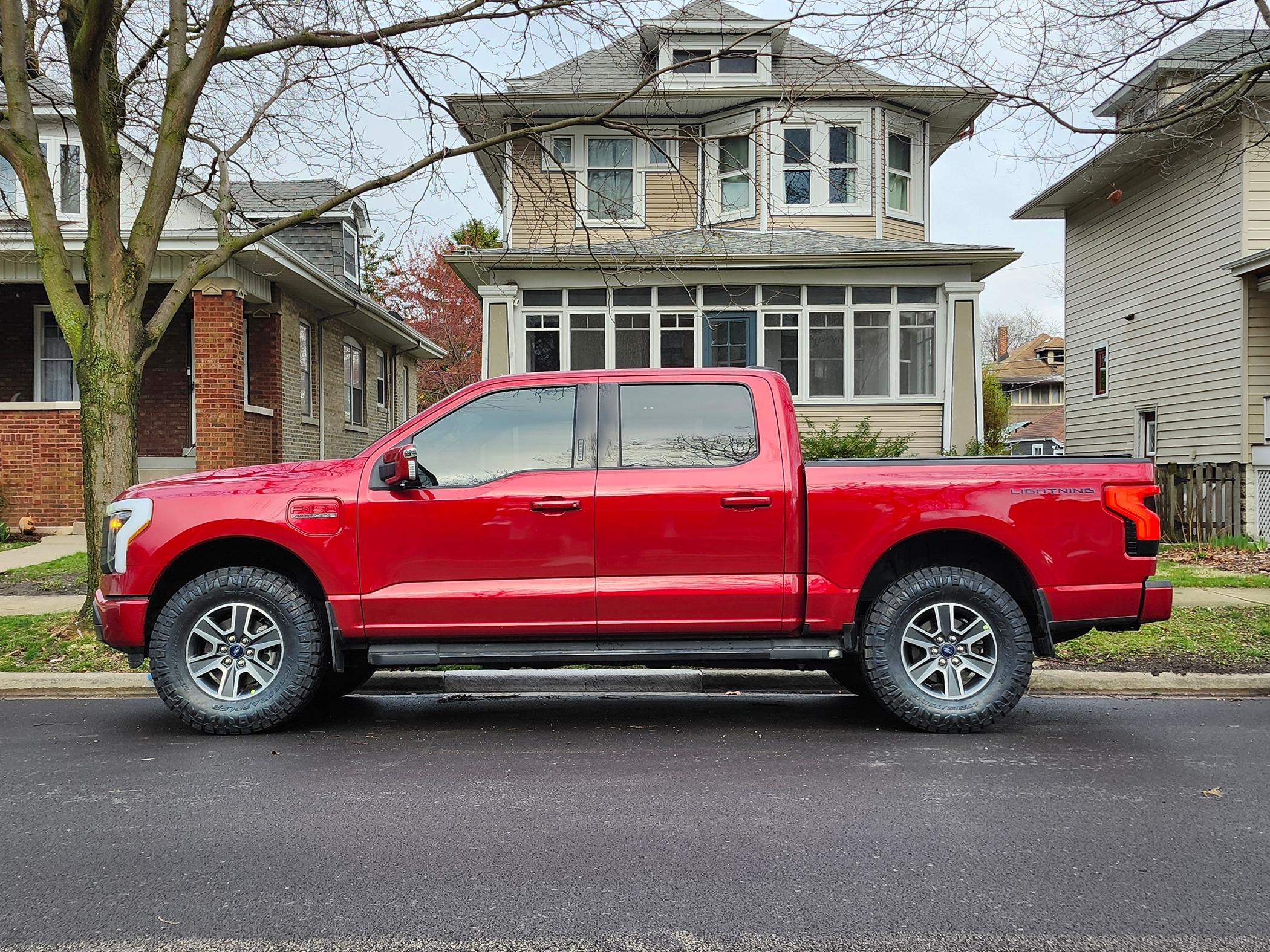 Ford F-150 Lightning 285 75 18 Nitto A/T tires on my 2022 Lariat ER 20240402_180916