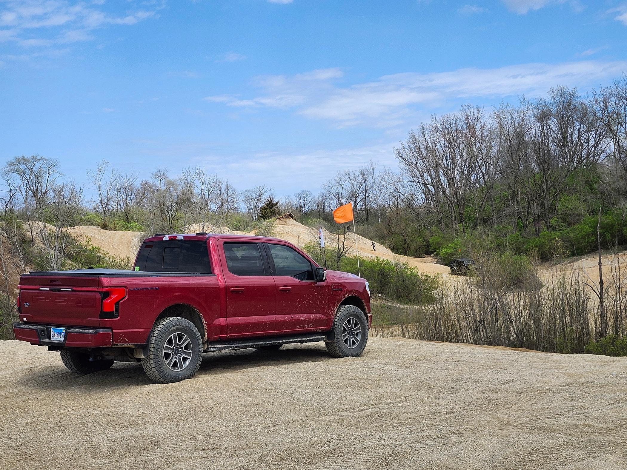 Ford F-150 Lightning 285 75 18 Nitto A/T tires on my 2022 Lariat ER 20240407_141058