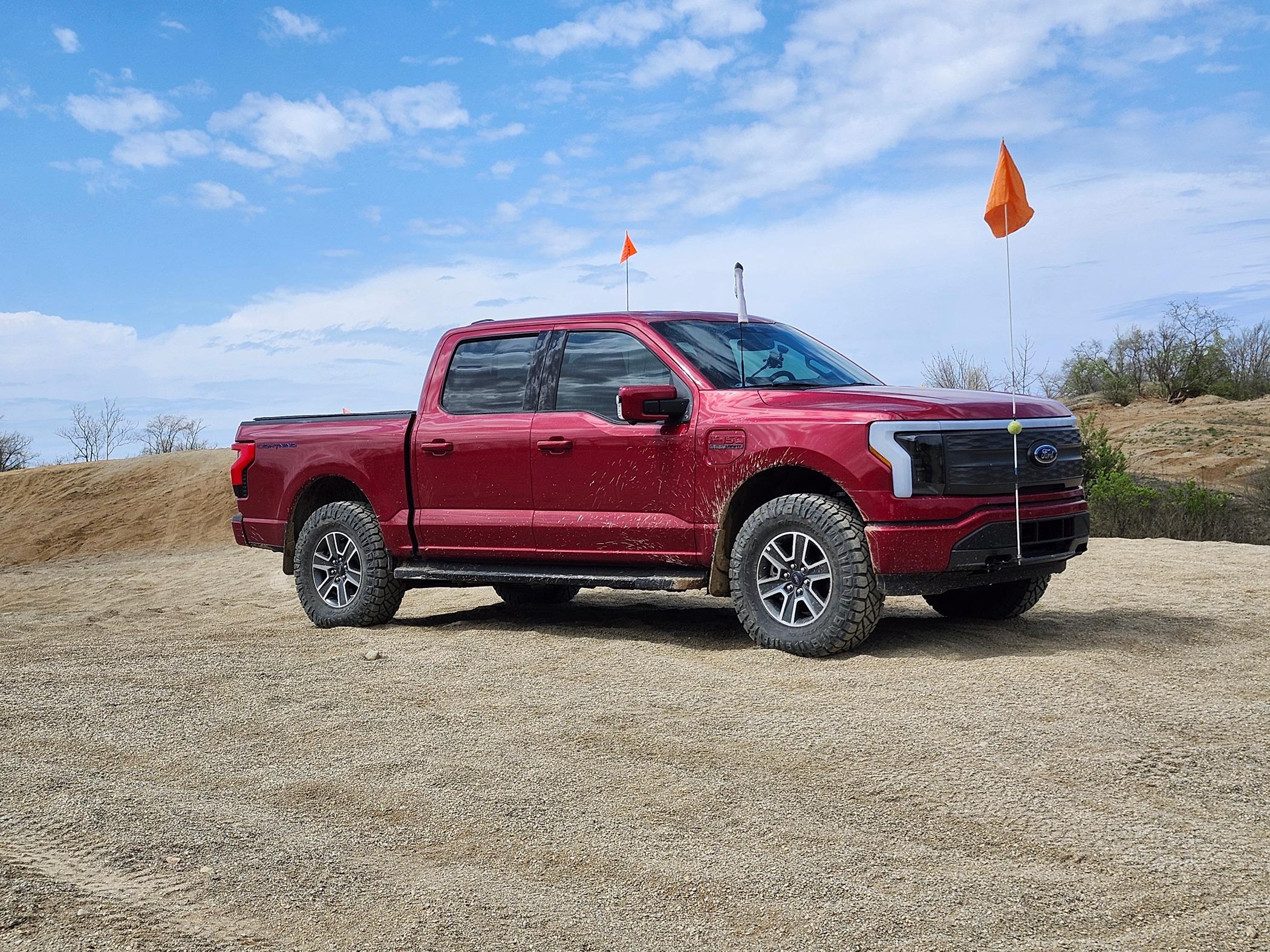 Ford F-150 Lightning 285 75 18 Nitto A/T tires on my 2022 Lariat ER 20240407_141142