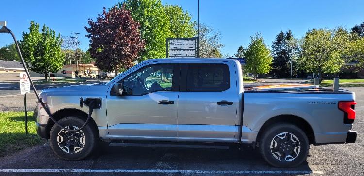 Ford F-150 Lightning Pics of Lightning Trucks Doing Truck Things. Post Yours! 📸 20240511_181827