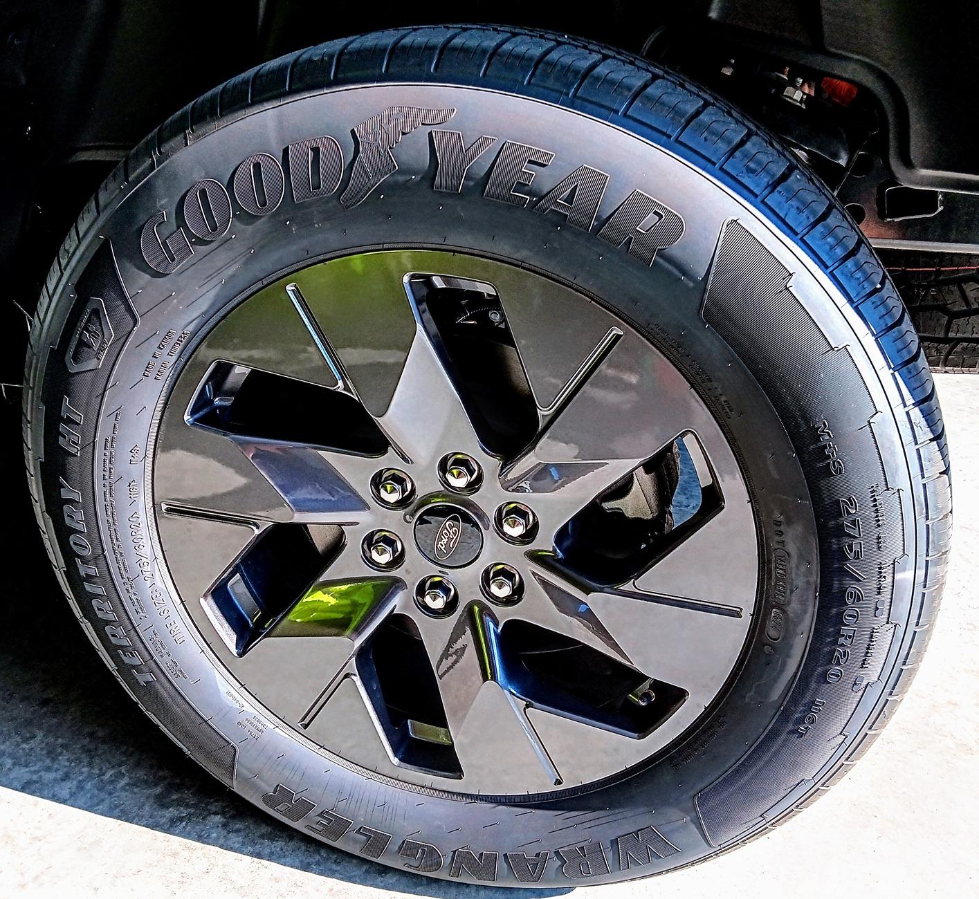 Ford F-150 Lightning Installed Falken Wildpeak H/T HT02 275/65R18 20240718_085032