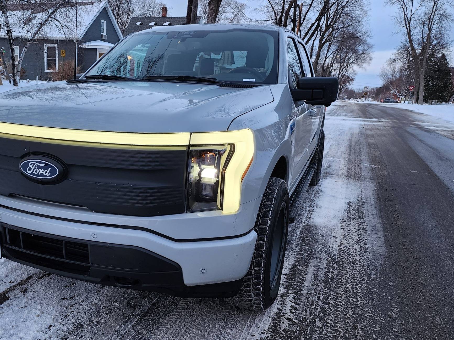 Ford F-150 Lightning Want to level... to raise or to lower? 20241220_163658