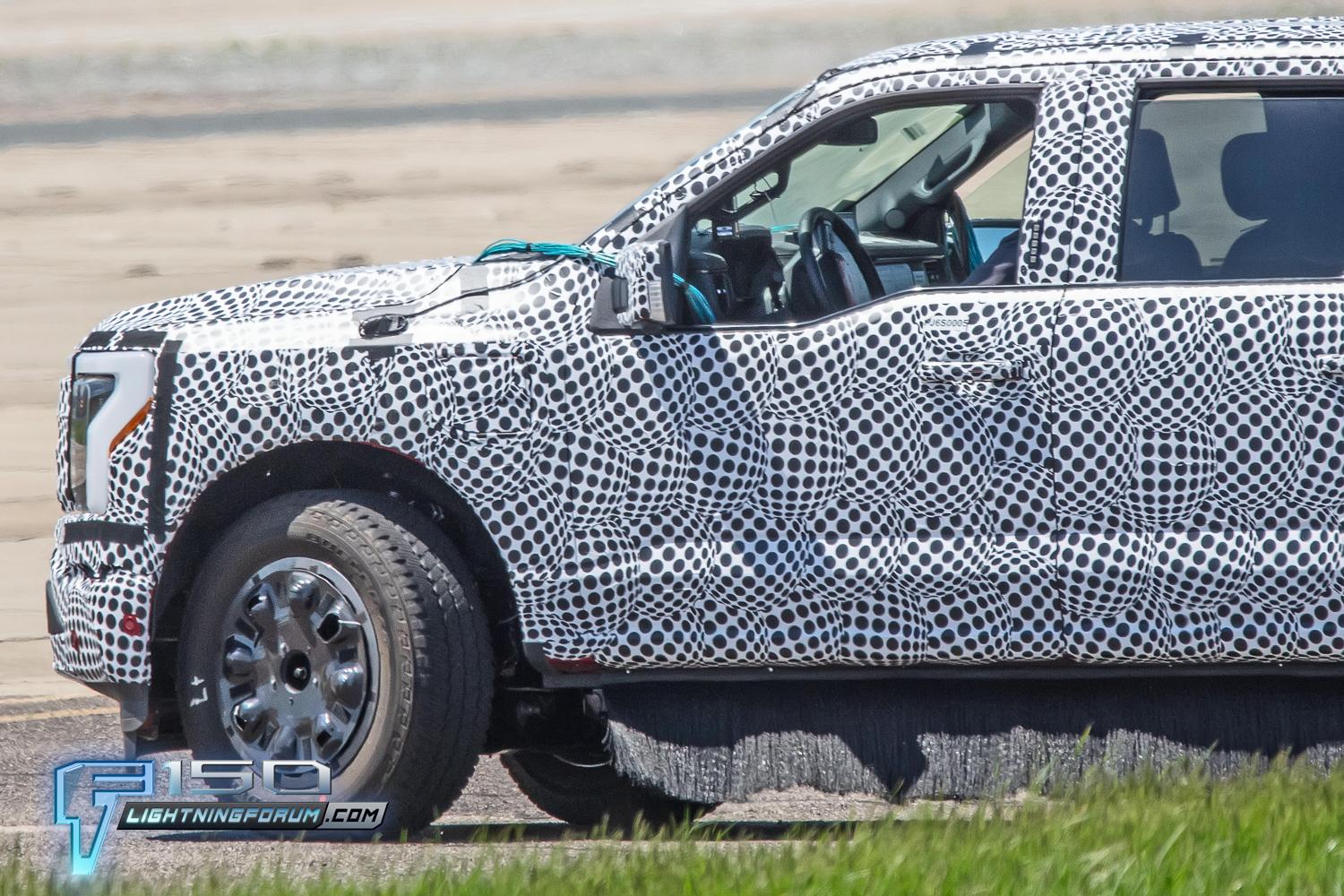 Ford F-150 Lightning Next Gen F-150 Lightning Spied w/8 Lug Wheels & Hub Motors (Larger Battery?) Benchmarking Cybertruck 2025-f150-lightning-prototypes-8-lug-wheels-hub-motors-larger-battery-23