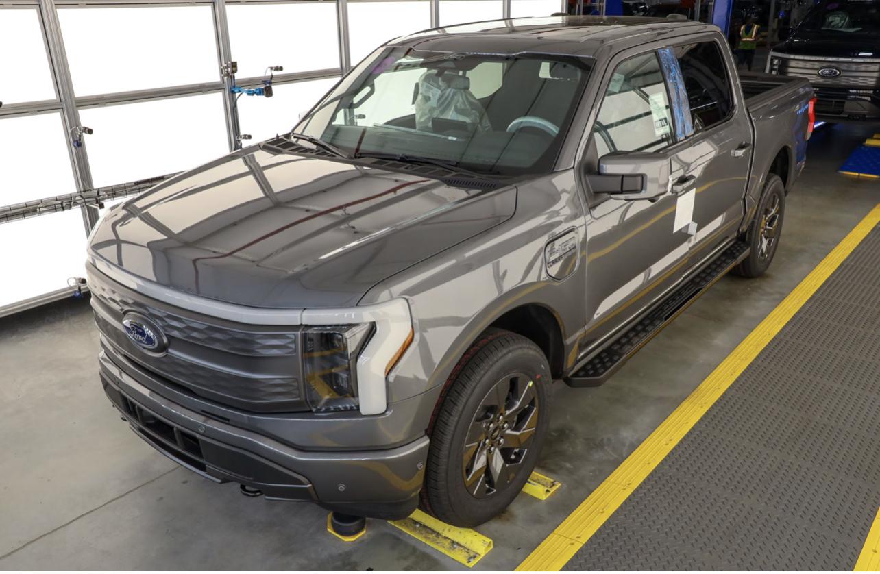 Ford F-150 Lightning Email & Photo: Your F-150 Lightning just rolled off the assembly line [post yours] 2185984D-9604-40EF-8BF8-F9719140C2F9