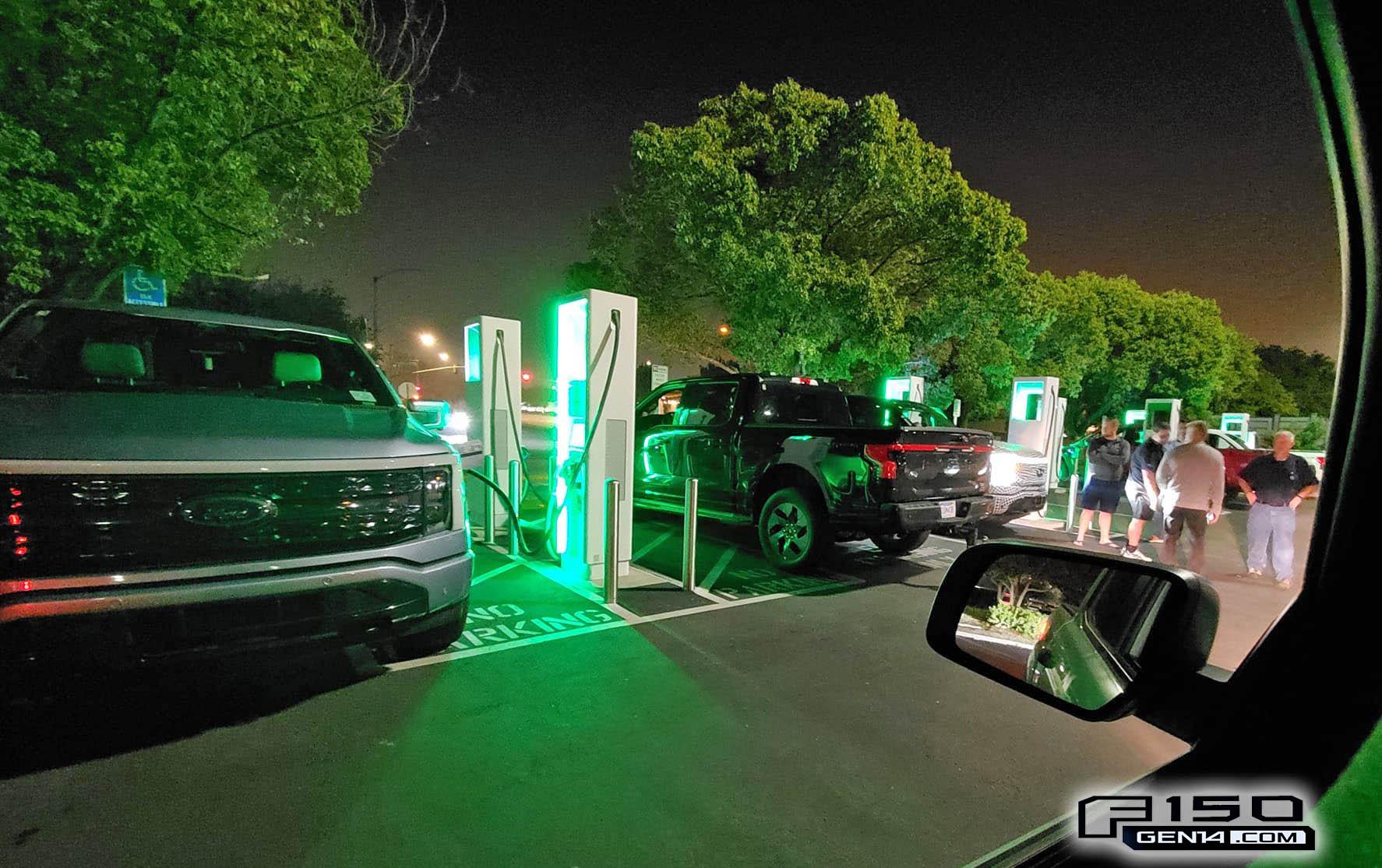 Ford F-150 Lightning Six 2022 F-150 Lightnings spotted charging during testing, w/ first Oxford White look 248157831_3168945403373291_2361938036889473810_n