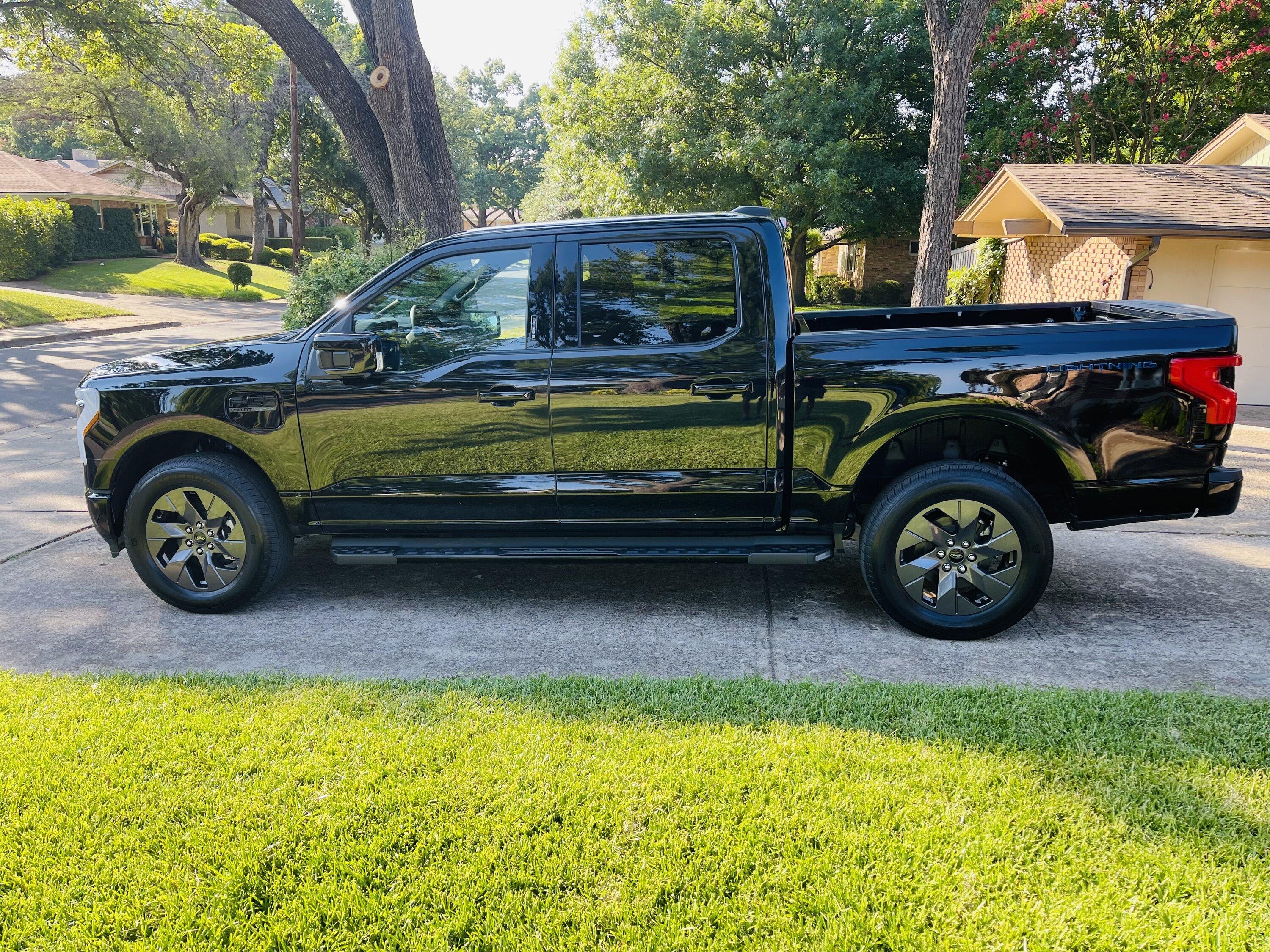 Ford F-150 Lightning ✅ 5/16 Lightning Build Week Group 25B8E6BA-6BD6-43A0-A103-8FF8ABCE990C