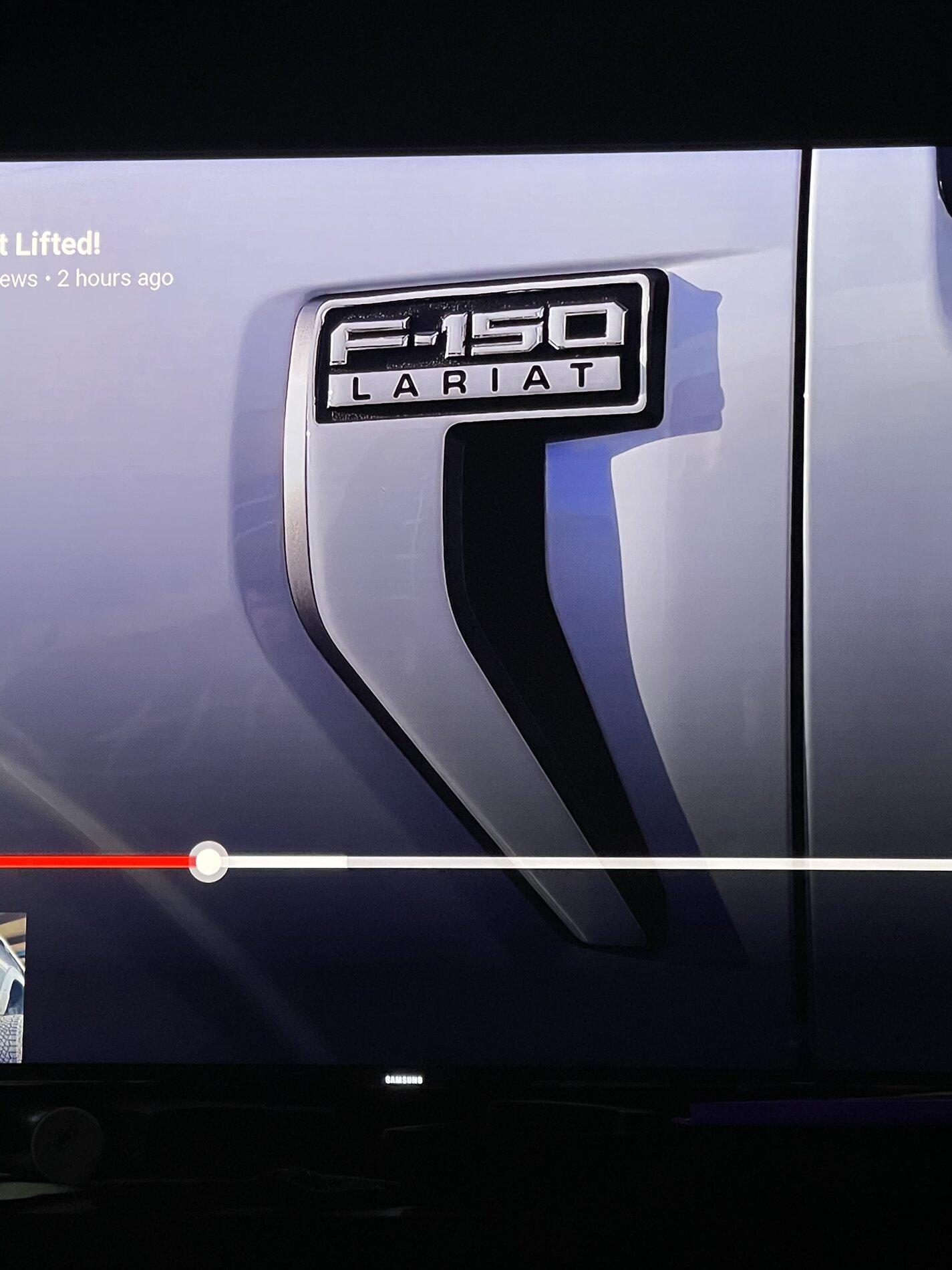 Ford F-150 Lightning Fender Badges - anyone changed theirs? 2BCD4B48-92F4-4E15-8CC5-25C3E3E89EEE