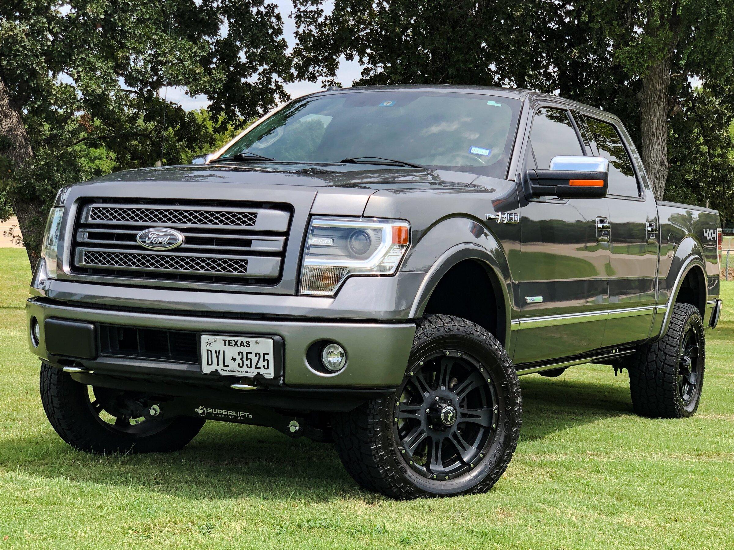 Ford F-150 Lightning Color Matched Headlights & Taillights + Blacked Out Grill & Vents on Lariat 2FB53302-039C-4F1D-B349-9B8401BA7FEC