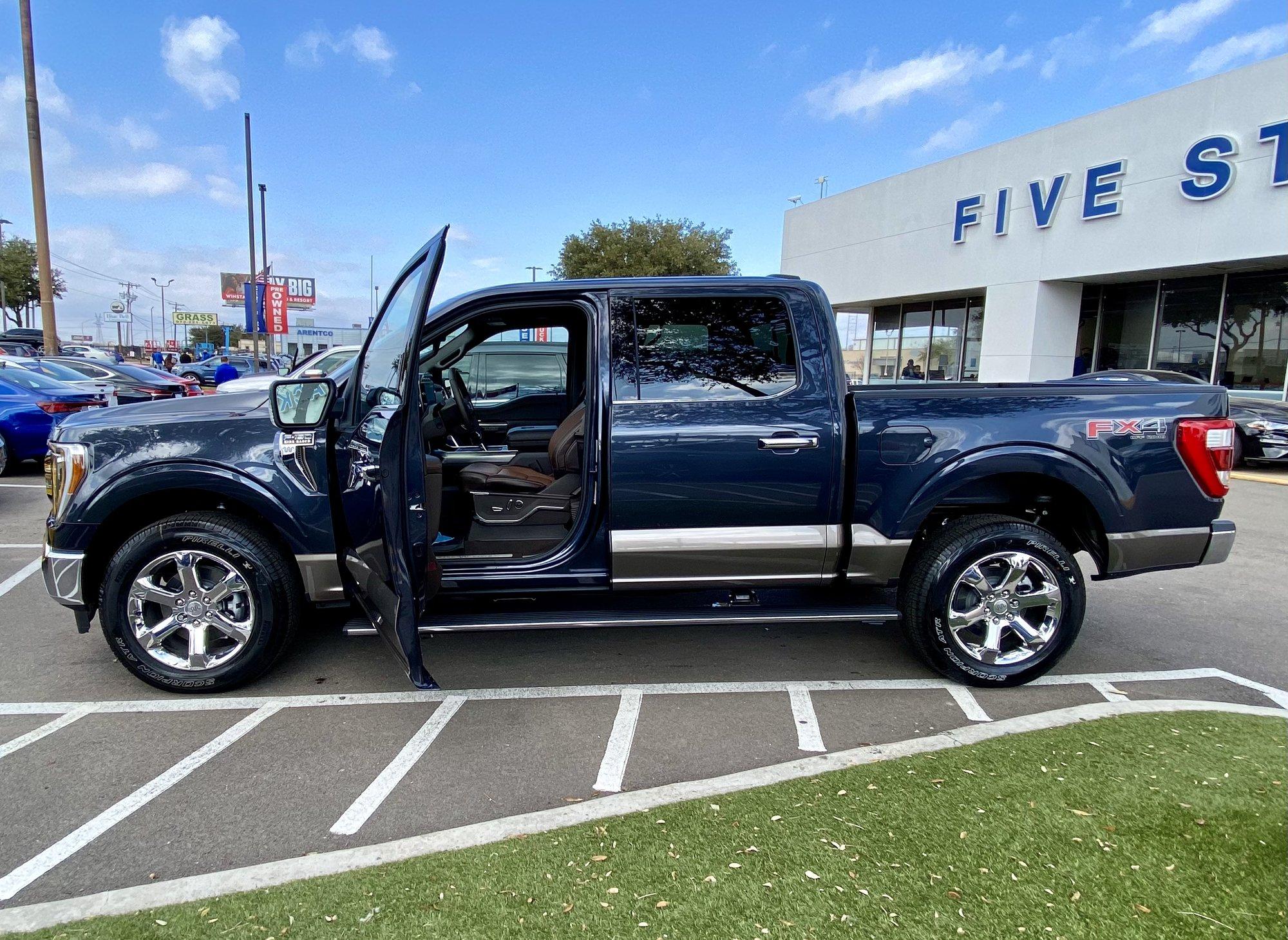 Ford F-150 Lightning Any Smoked Quartz Lightning Pre-Production Images? 3390af5d_4c82_4252_ad83_586d707267f4_8440789b943ea63de61e22b351aa1d7c02f1c5cd