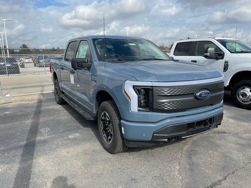 Ford F-150 Lightning ✅ 12/12 Lightning Build Week Group (MY2023) 38F51541-59D5-47E4-A70D-4E5A3ECD1C88