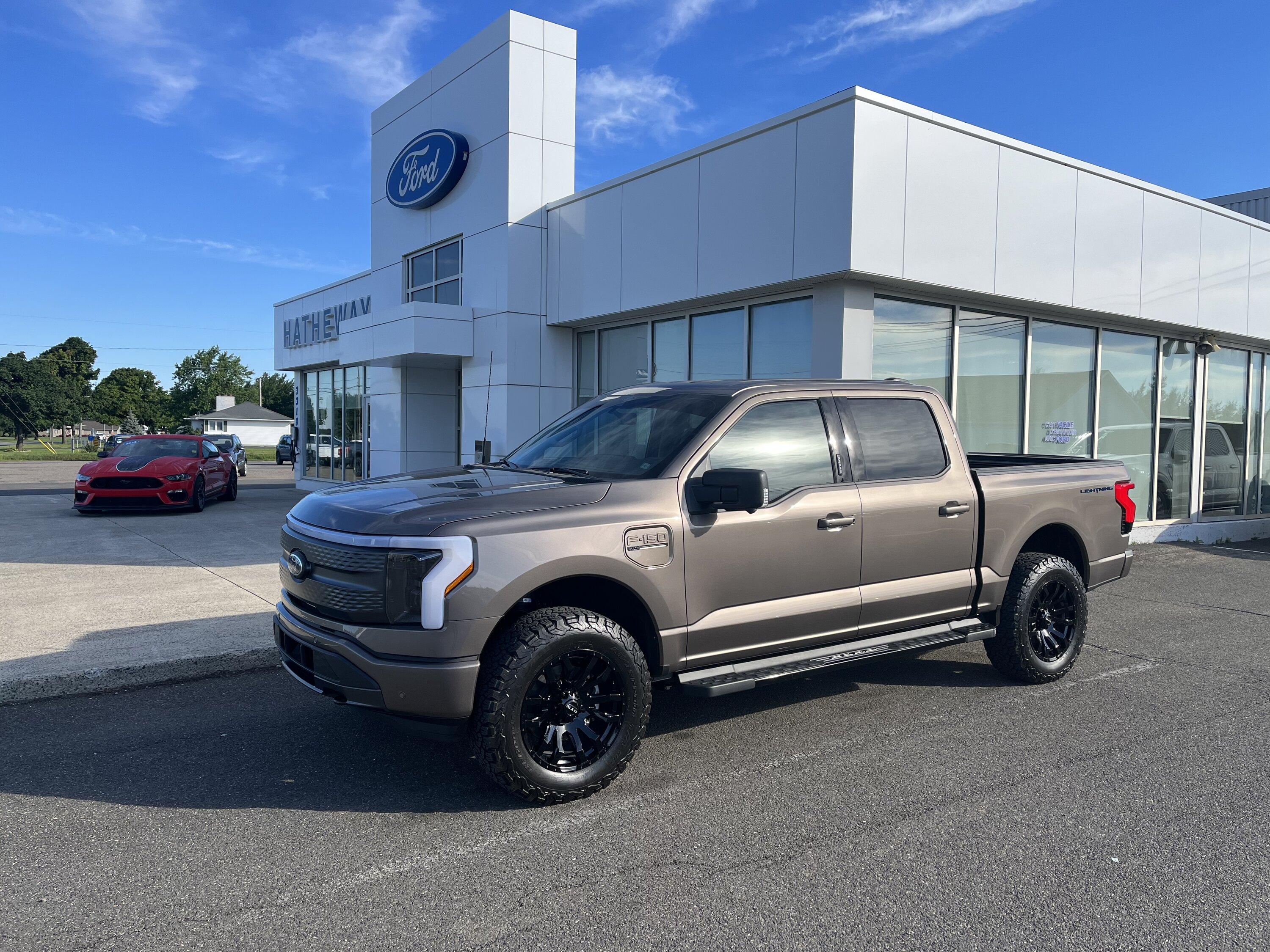 Ford F-150 Lightning How to Remove 2023 F-150 Lightning Front Grille in 4 Easy Steps 3B552A00-62A4-4ECF-B304-7E3BC6D2FD35