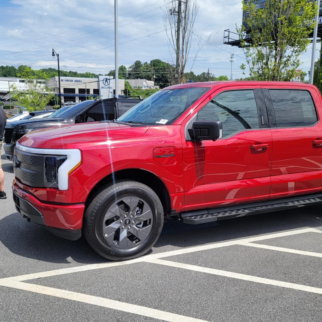 Ford F-150 Lightning ✅ 5/9 Lightning Build Week Group 3B8E95B9-0DB8-4BB4-B8C5-F9A4A720E4FE