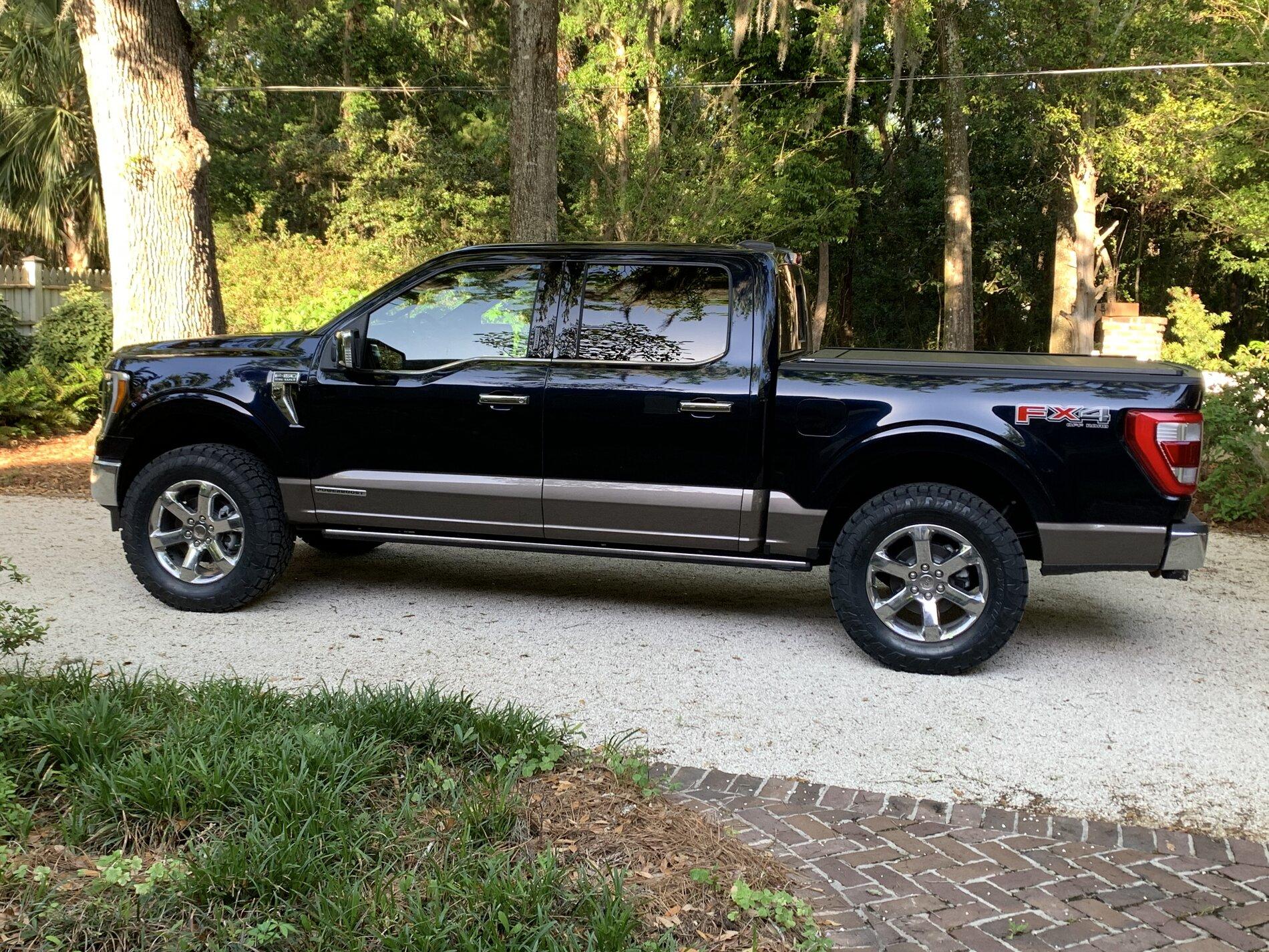 Ford F-150 Lightning 2021 Cab Height with leveling kit? 4CD50368-80F0-411D-B8F2-0E6326108903