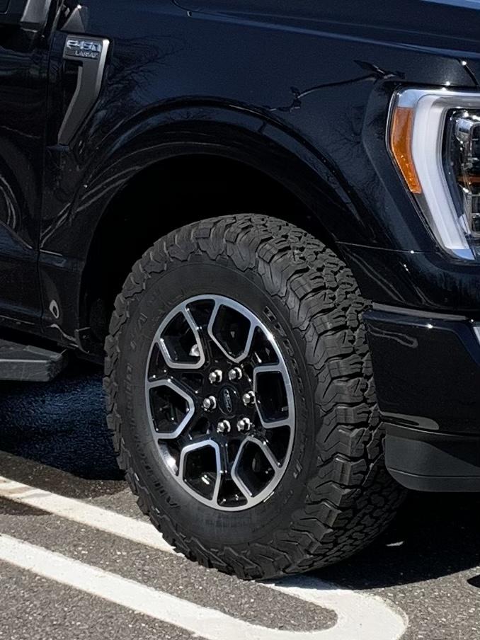 Ford F-150 Lightning Factory Wheels with Aftermarket Tire Thread 4F4C1169-BCE9-4C06-A588-5F1B1BBE6BD8