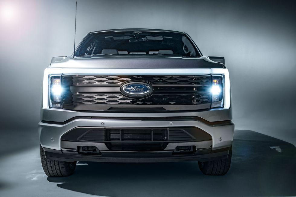 Ford F-150 Lightning ⚡️Complete Photo + Wallpaper Archive for the New F-150 Lightning⚡️ 69C7912C-F611-4195-AA90-5EF15DFC6D43