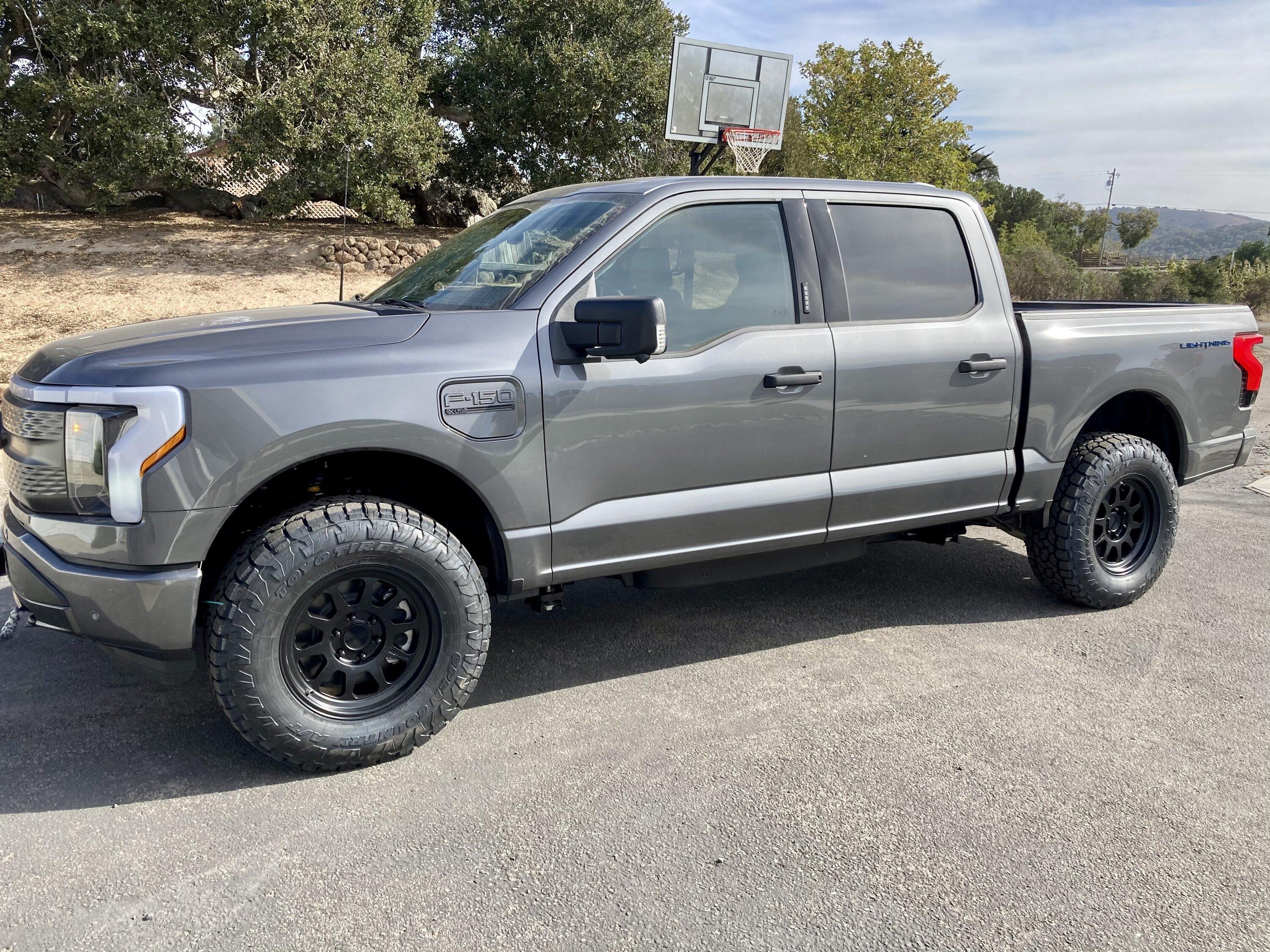 Ford F-150 Lightning Another lifted lightning! 71DB0EEF-1432-4426-8FFA-F8C059201129