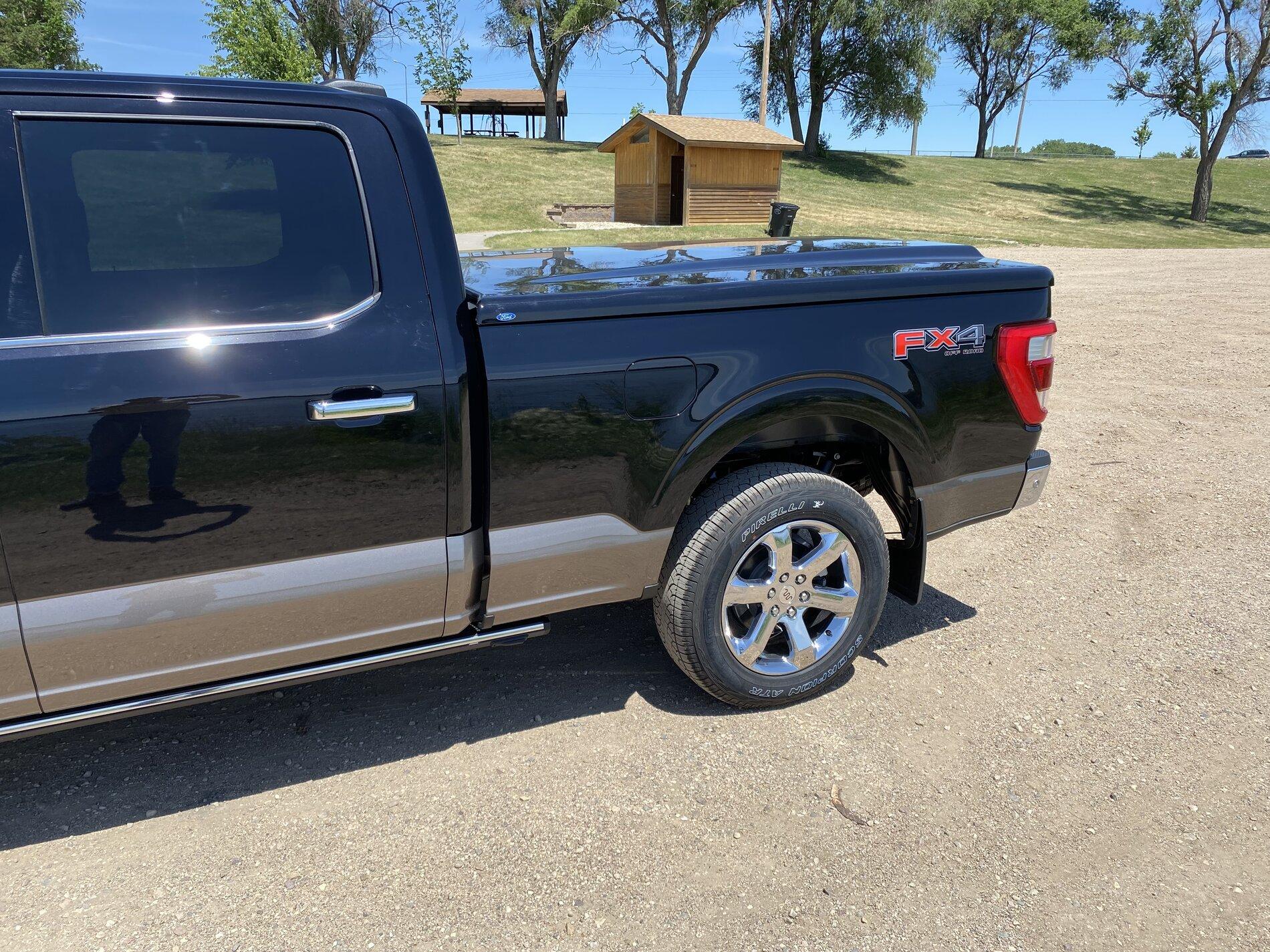 Ford F-150 Lightning Hard Bed Covers / Tonneau's that work with the F-150's Power Tailgate? 84384E80-EB6E-488F-A559-91343C137F9E