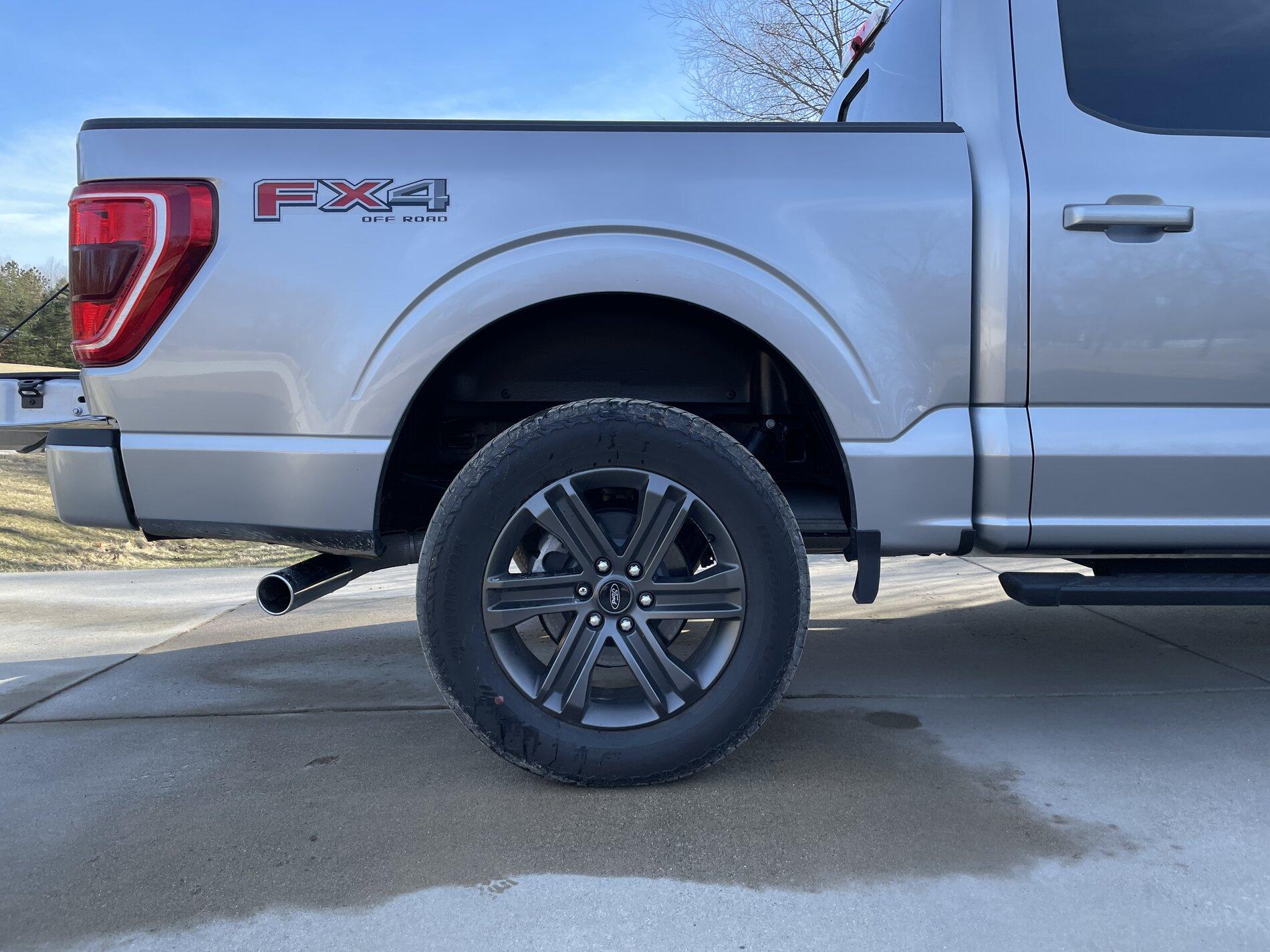 Ford F-150 Lightning Wheel well liners - rear wheels only? What about the front wheels? A63ADBBD-AAD2-4849-97F1-E9C48C54AFE4