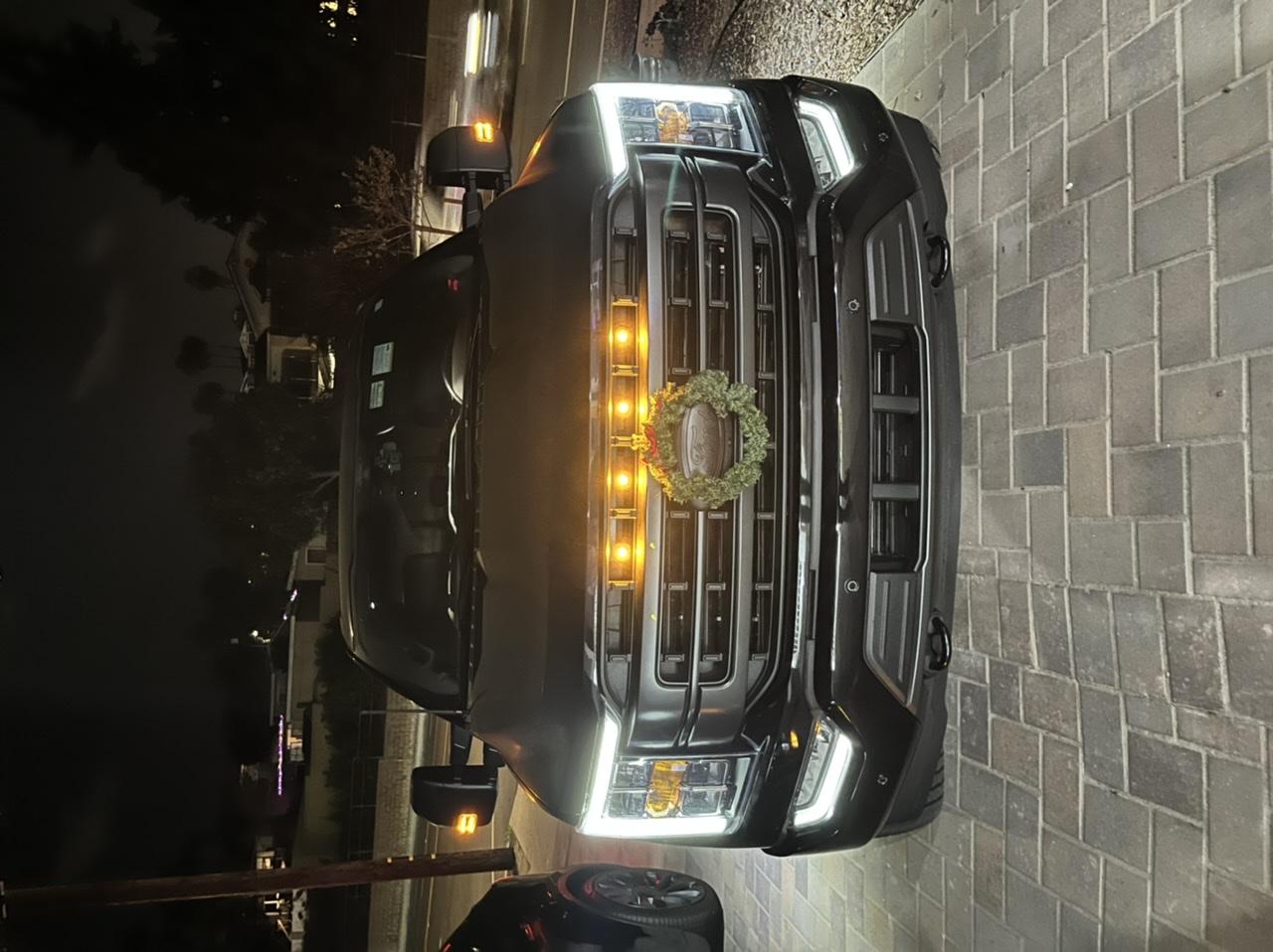 Ford F-150 Lightning Raptor grill lights installed on Lariat A8E36417-29F5-45E7-9EC9-31E87405C604